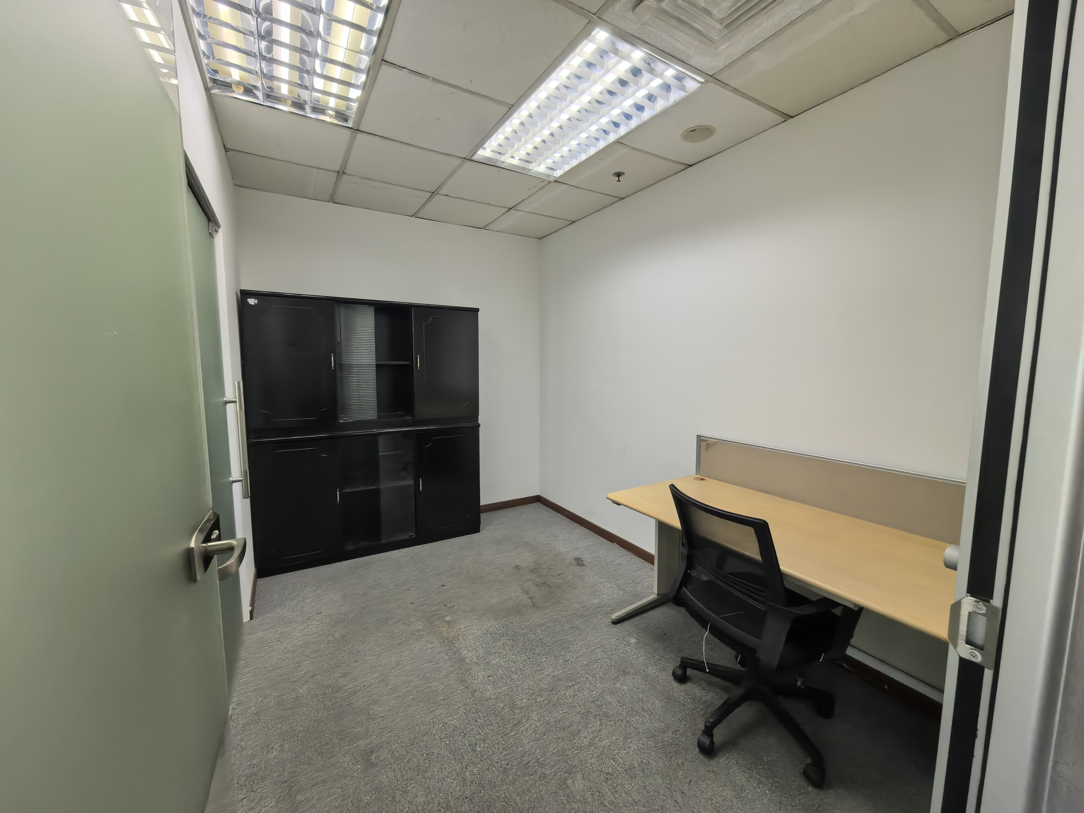 淮海中路恒积大厦118平米写字楼出租