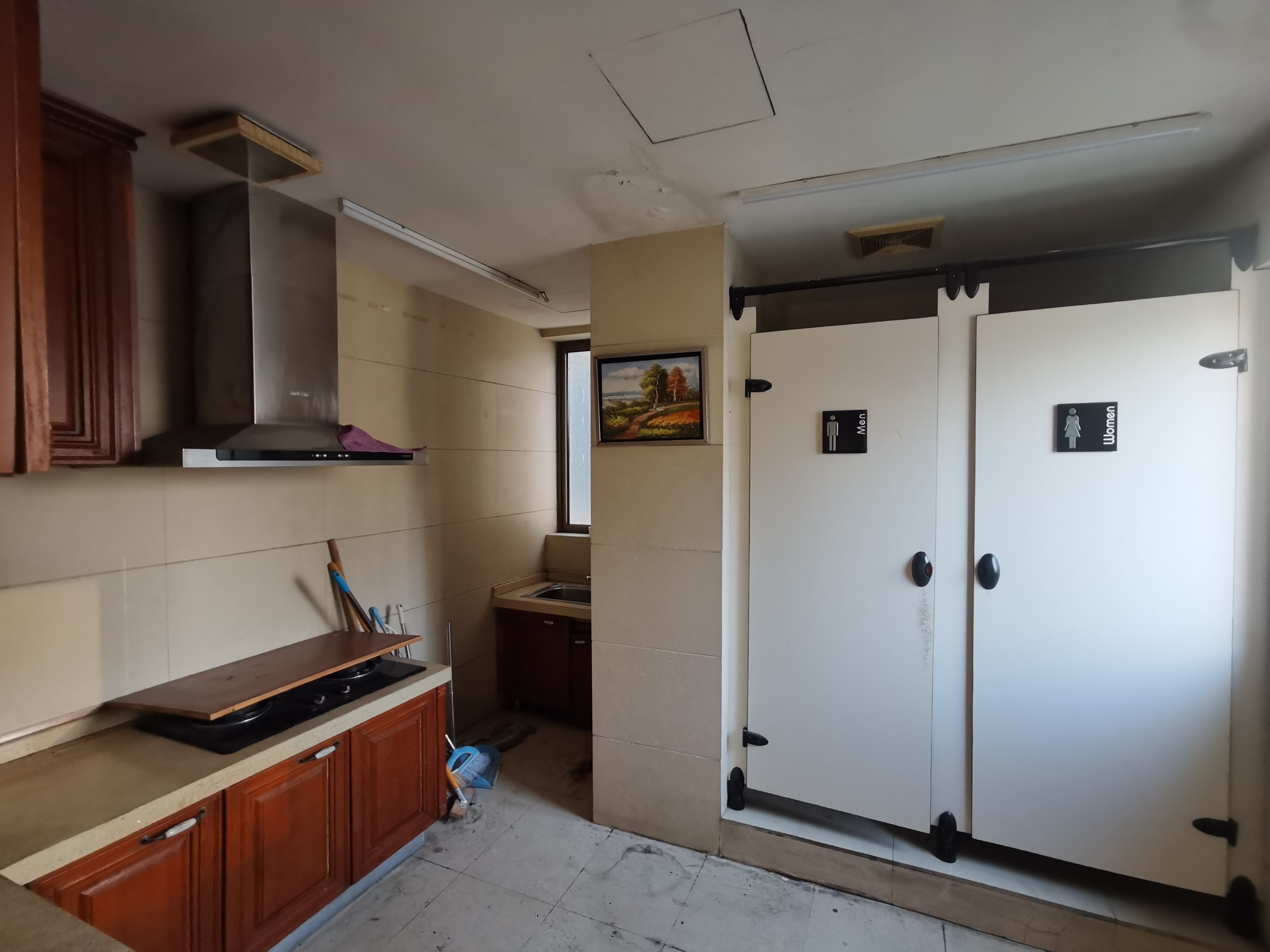 老西门永惠大厦215平米写字楼出租