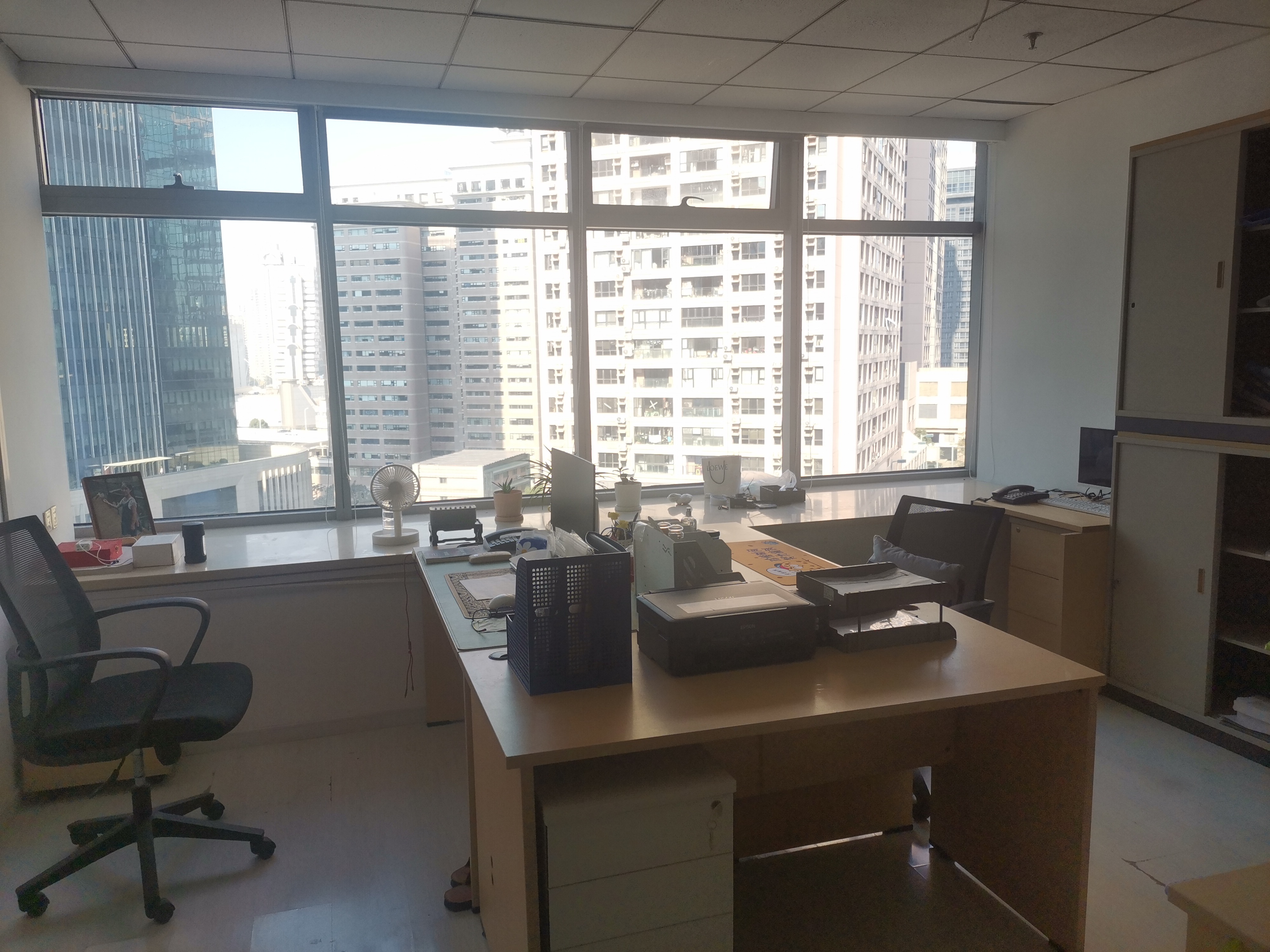 不夜城企业广场68平米写字楼出租