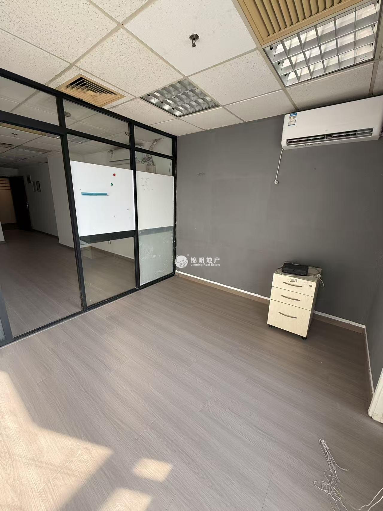 淮海中路淮海中华大厦54平米写字楼出租