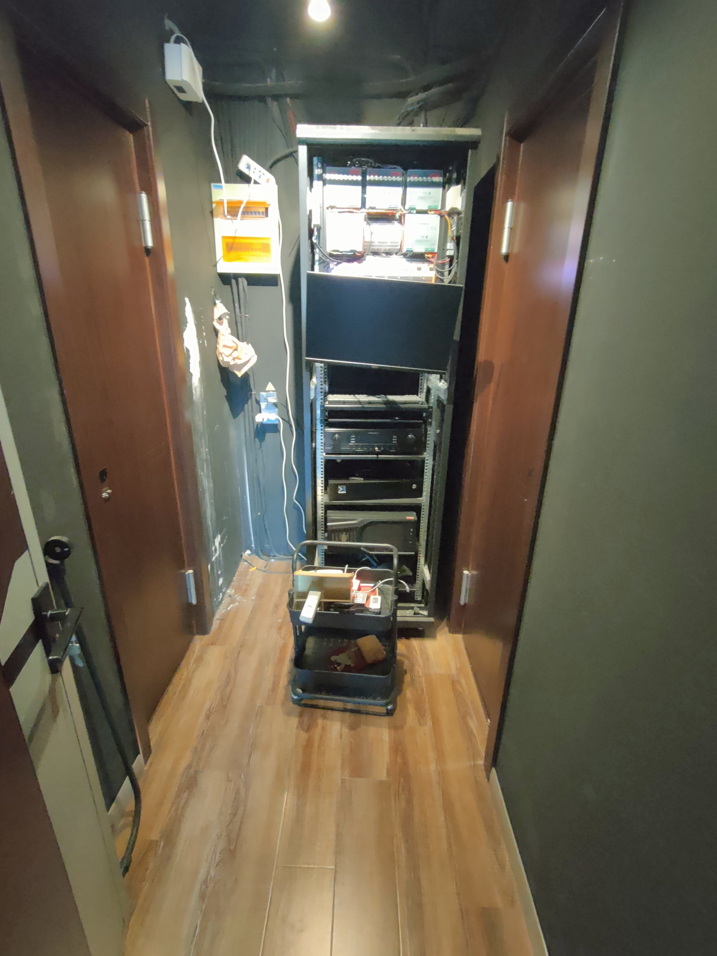 长寿路悦达国际大厦143平米写字楼出租