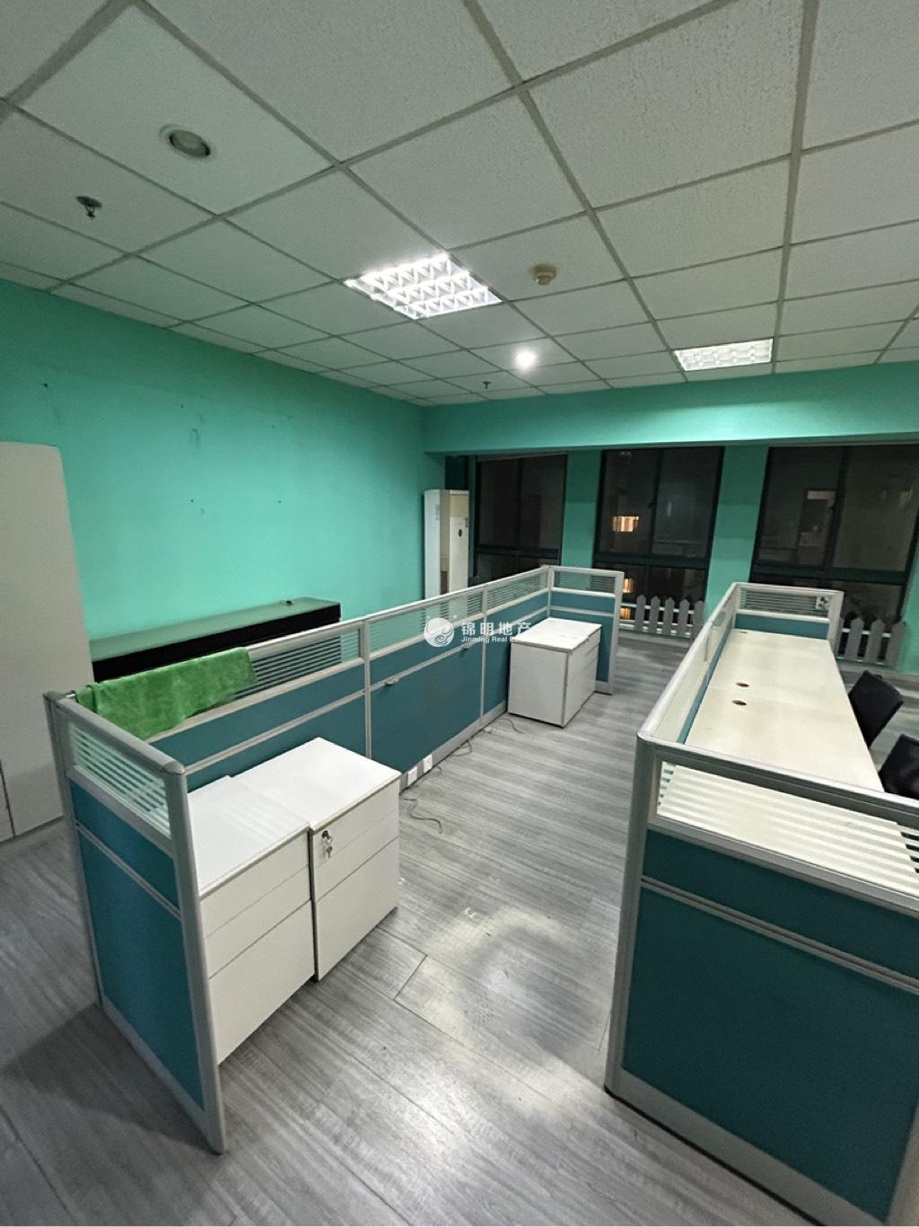 南京西路博鸿大厦95平米写字楼出租