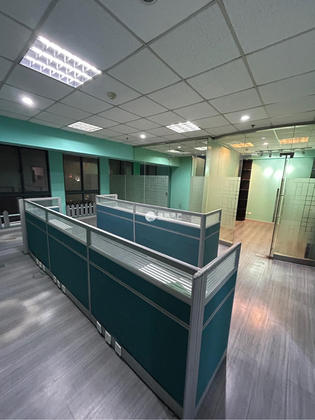 南京西路博鸿大厦95平米写字楼出租