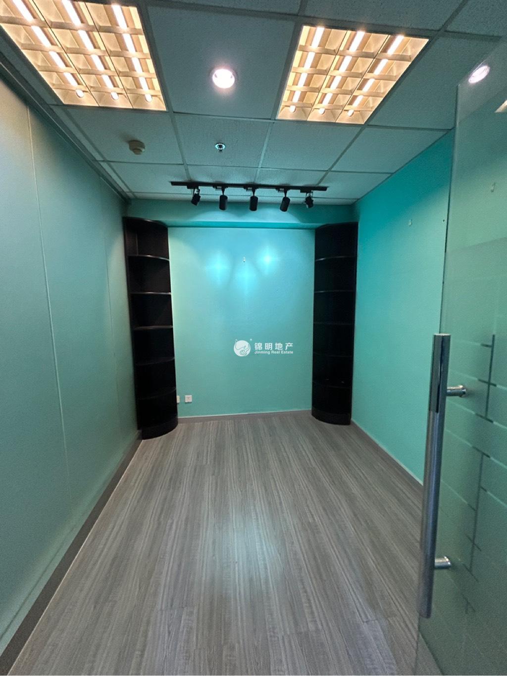 南京西路博鸿大厦95平米写字楼出租