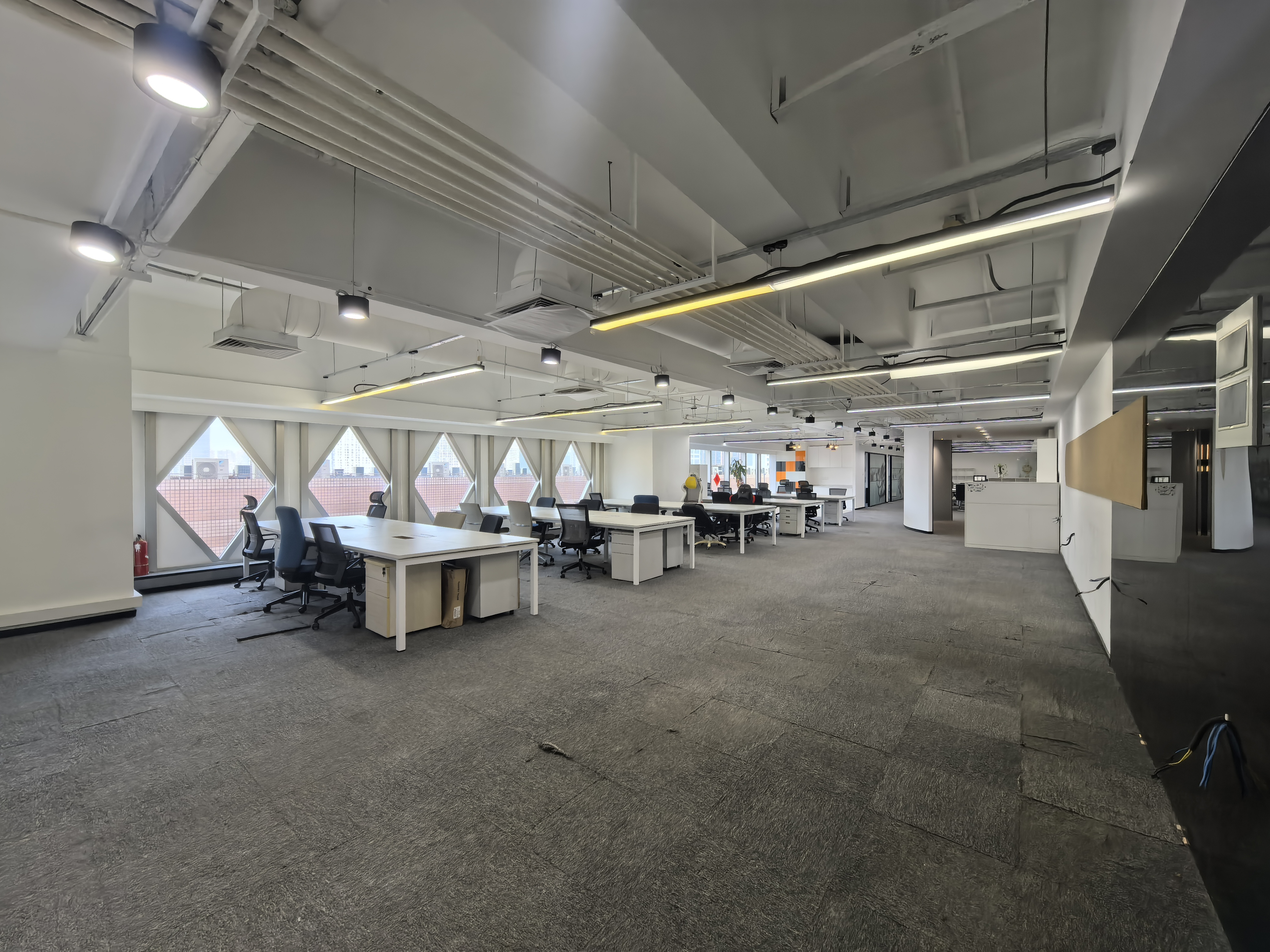 人民广场科技京城大厦127平米写字楼出租