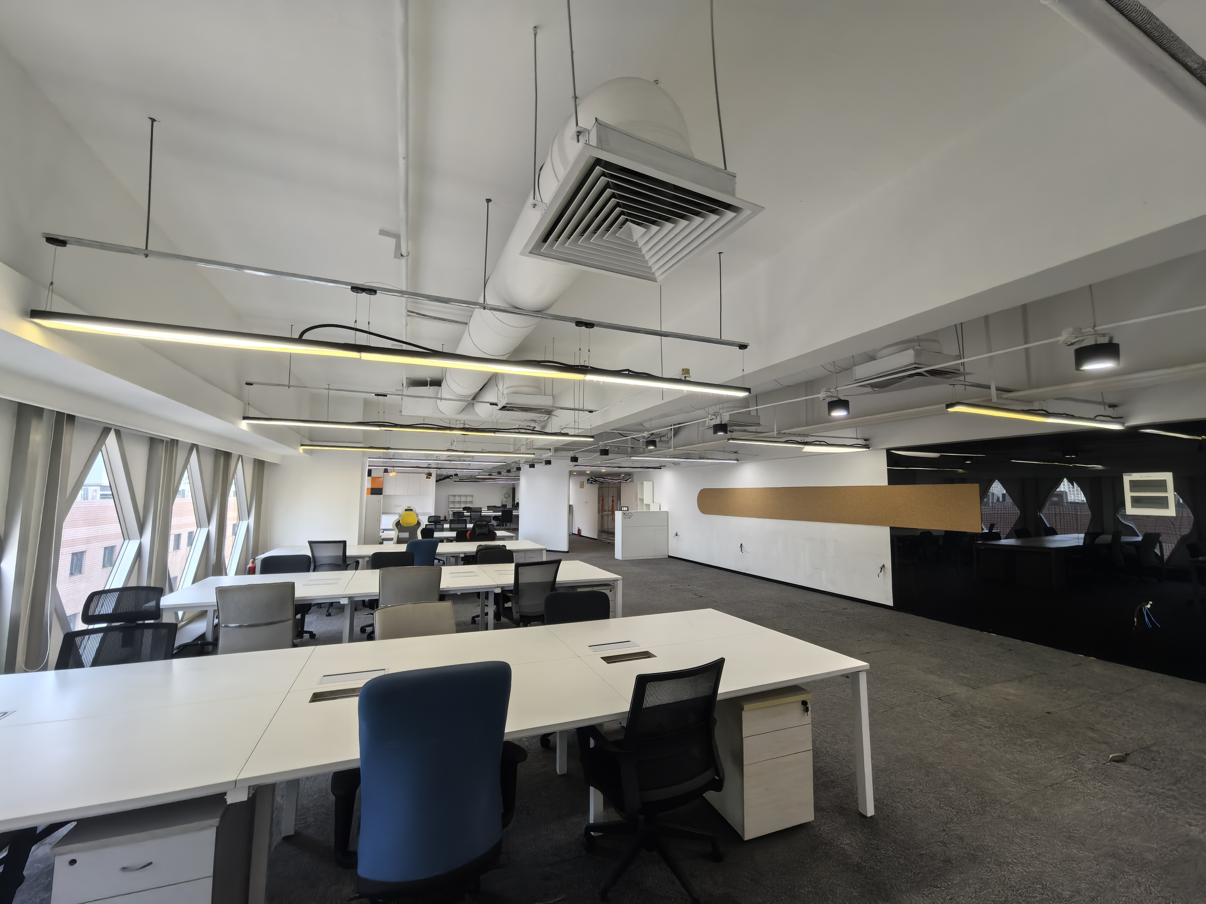 人民广场科技京城大厦127平米写字楼出租