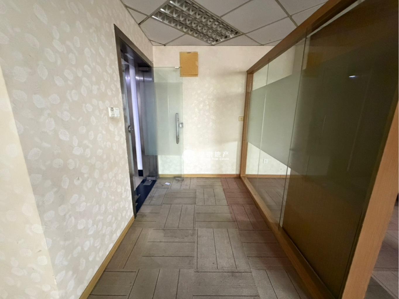 打浦桥致远大厦93平米写字楼出租