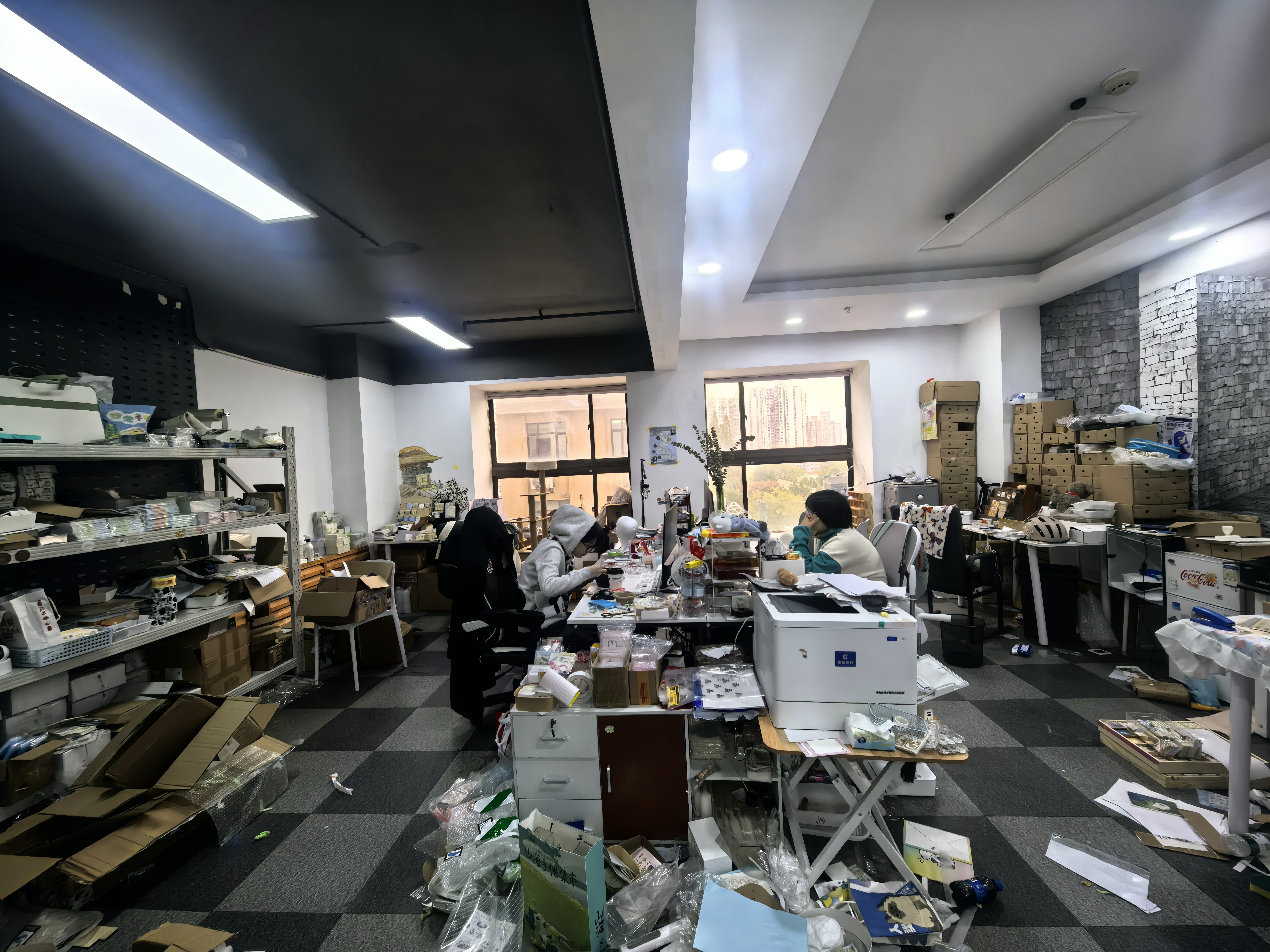 曹杨中联大厦170平米写字楼出租