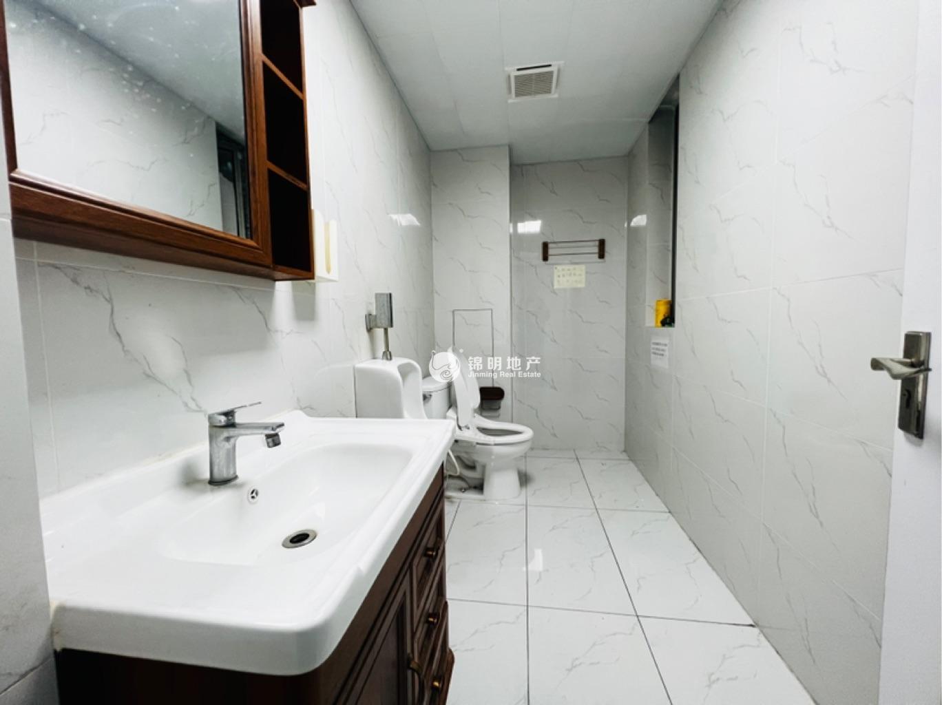 建国西路友谊时代大厦174平米写字楼出租