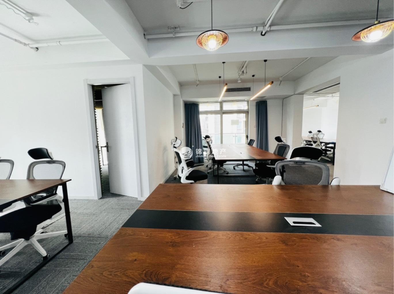 建国西路友谊时代大厦174平米写字楼出租