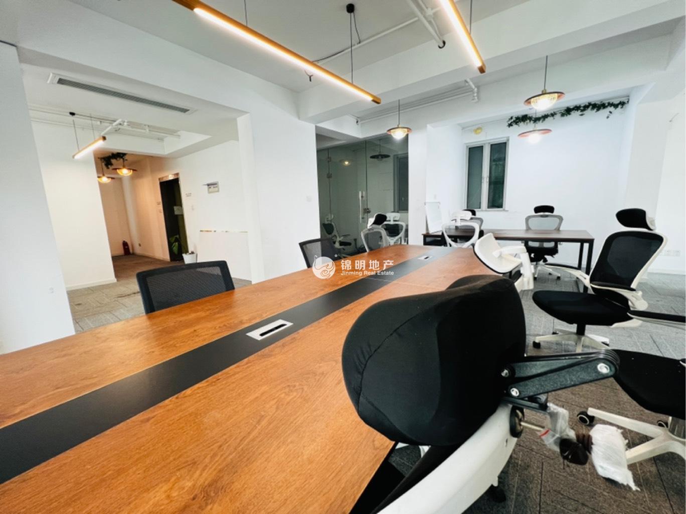 建国西路友谊时代大厦174平米写字楼出租