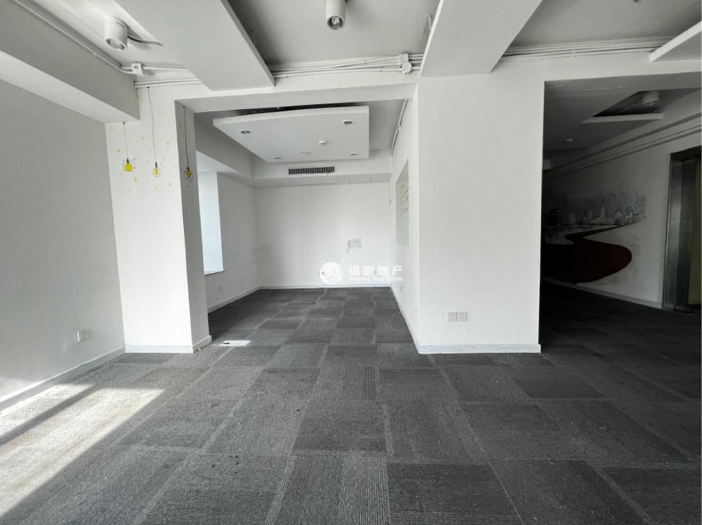 建国西路友谊时代大厦330平米写字楼出租