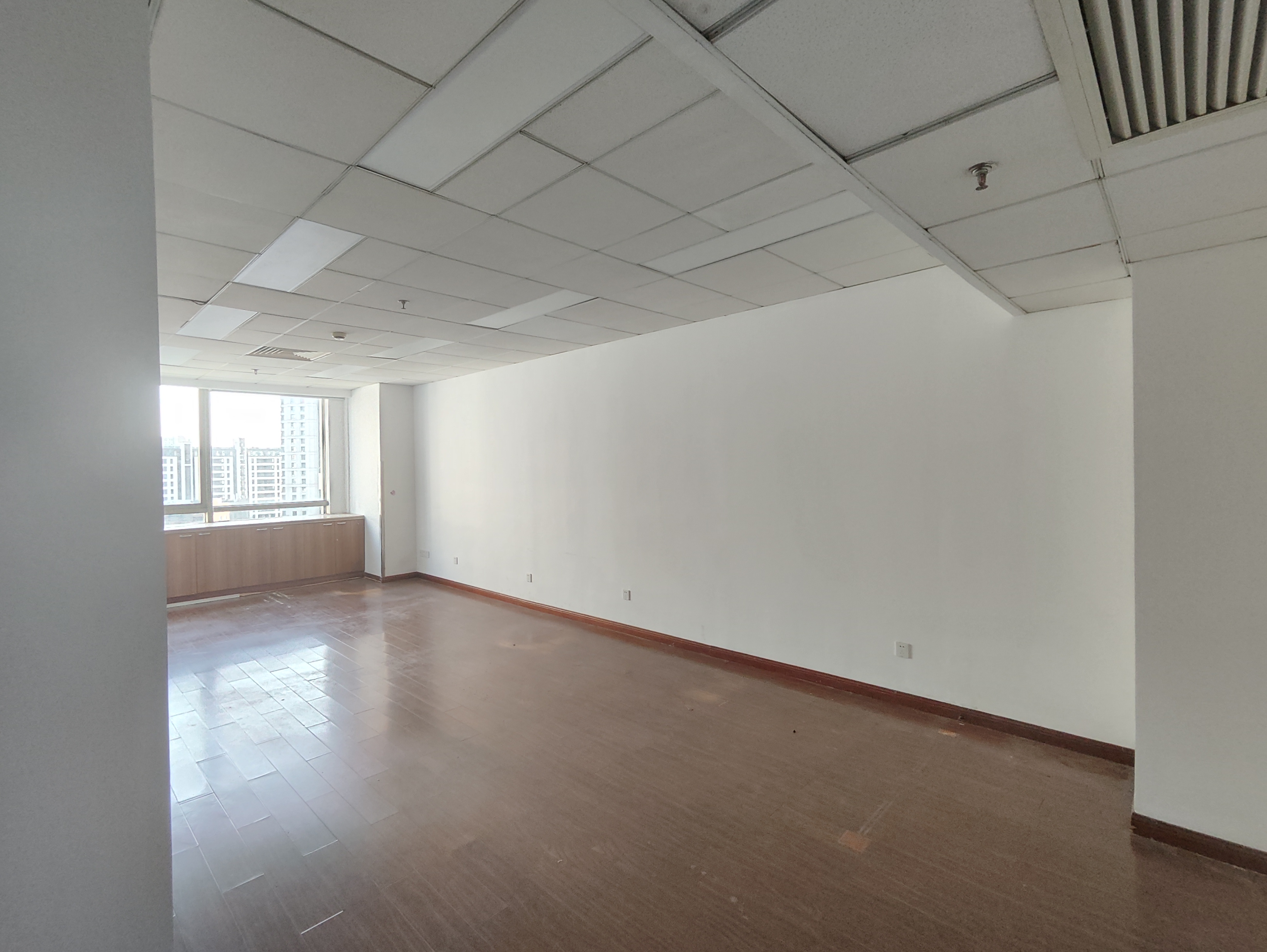 万体馆永升大厦120平米写字楼出租