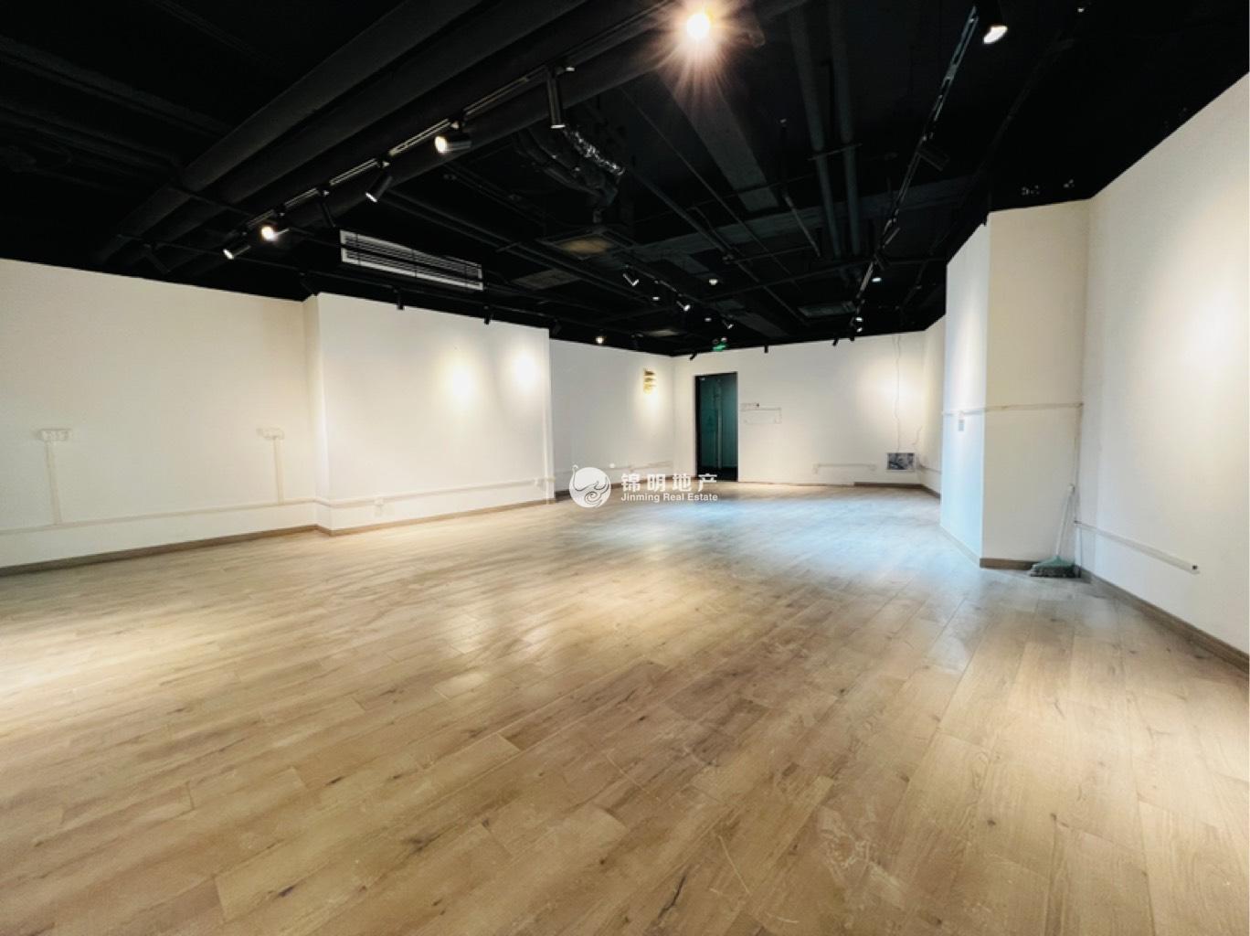 徐家汇均瑶国际广场128平米写字楼出租