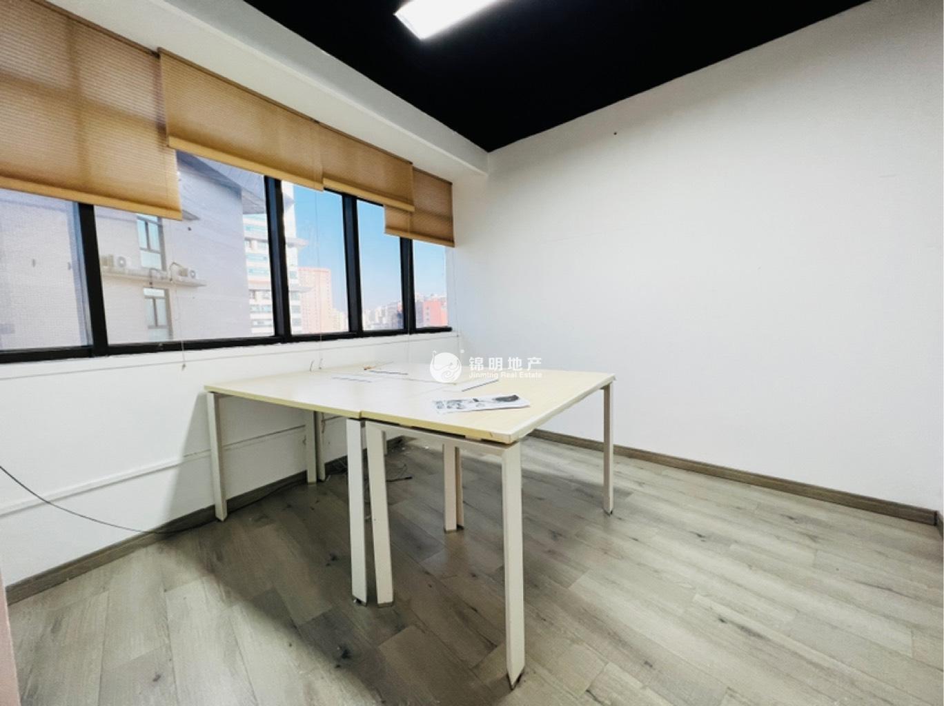 徐家汇均瑶国际广场128平米写字楼出租