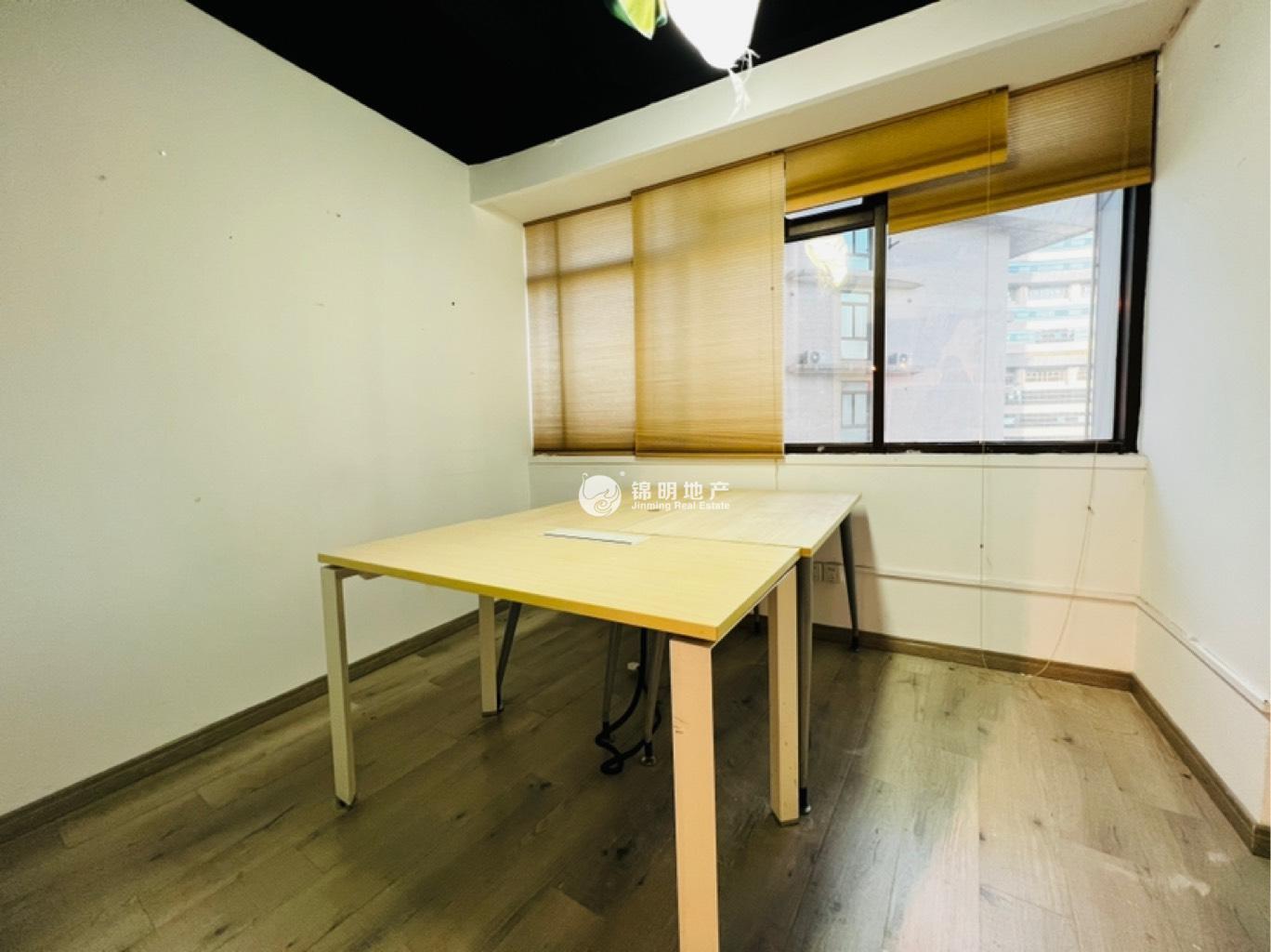 徐家汇均瑶国际广场128平米写字楼出租