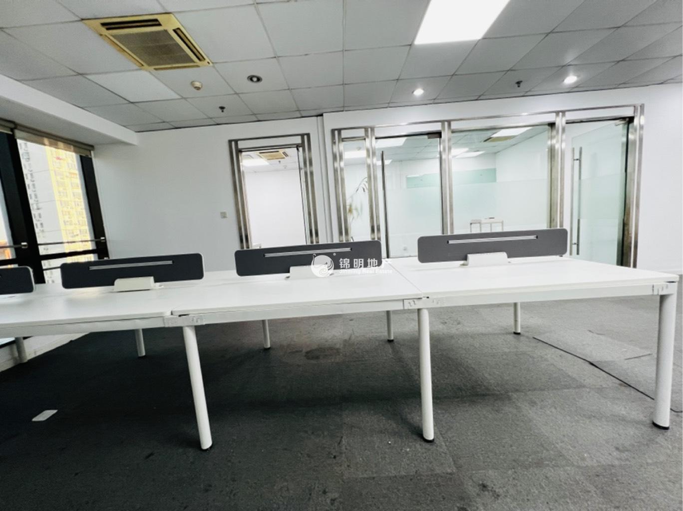 徐家汇均瑶国际广场123平米写字楼出租