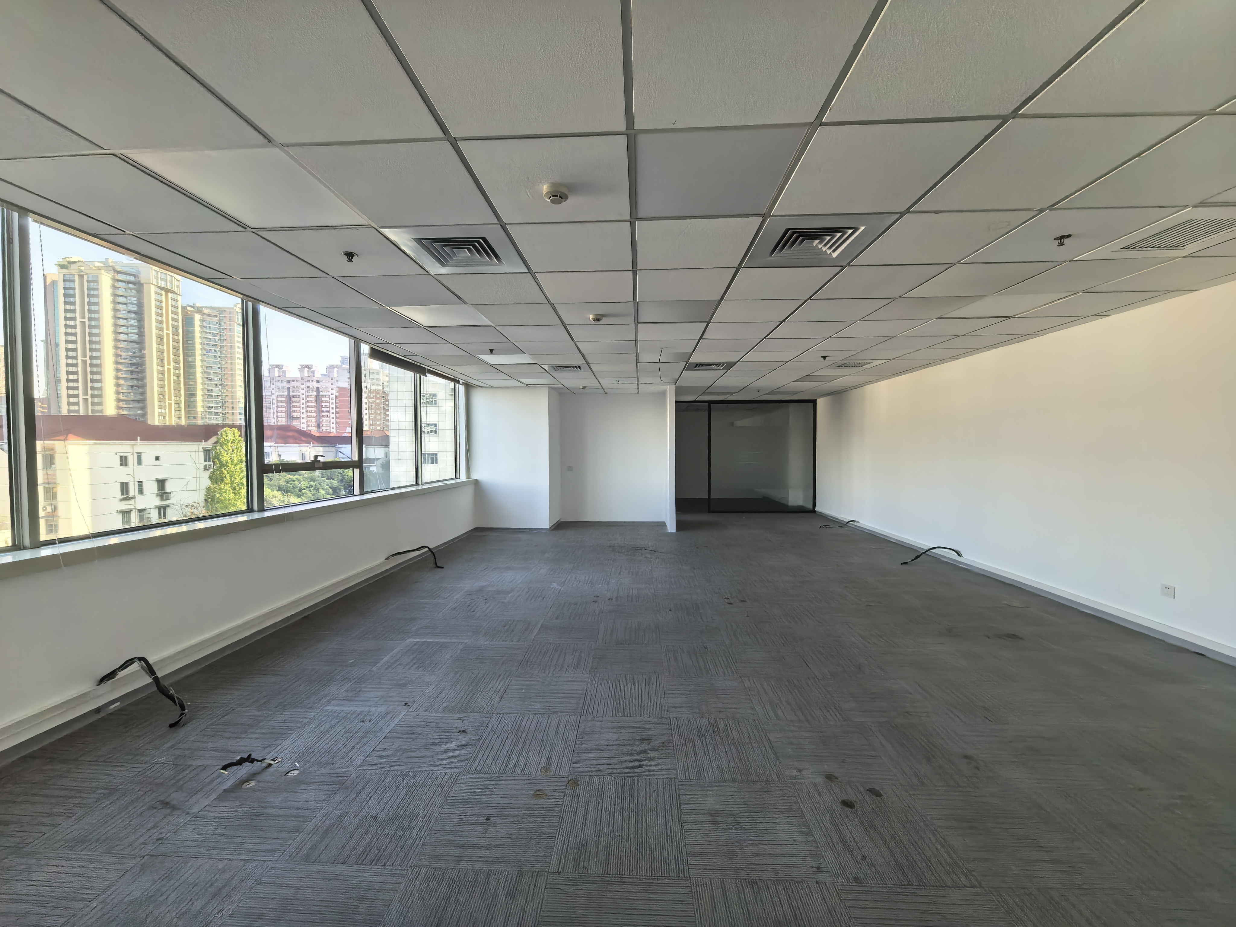 镇宁路兆丰世贸大厦133平米写字楼出租