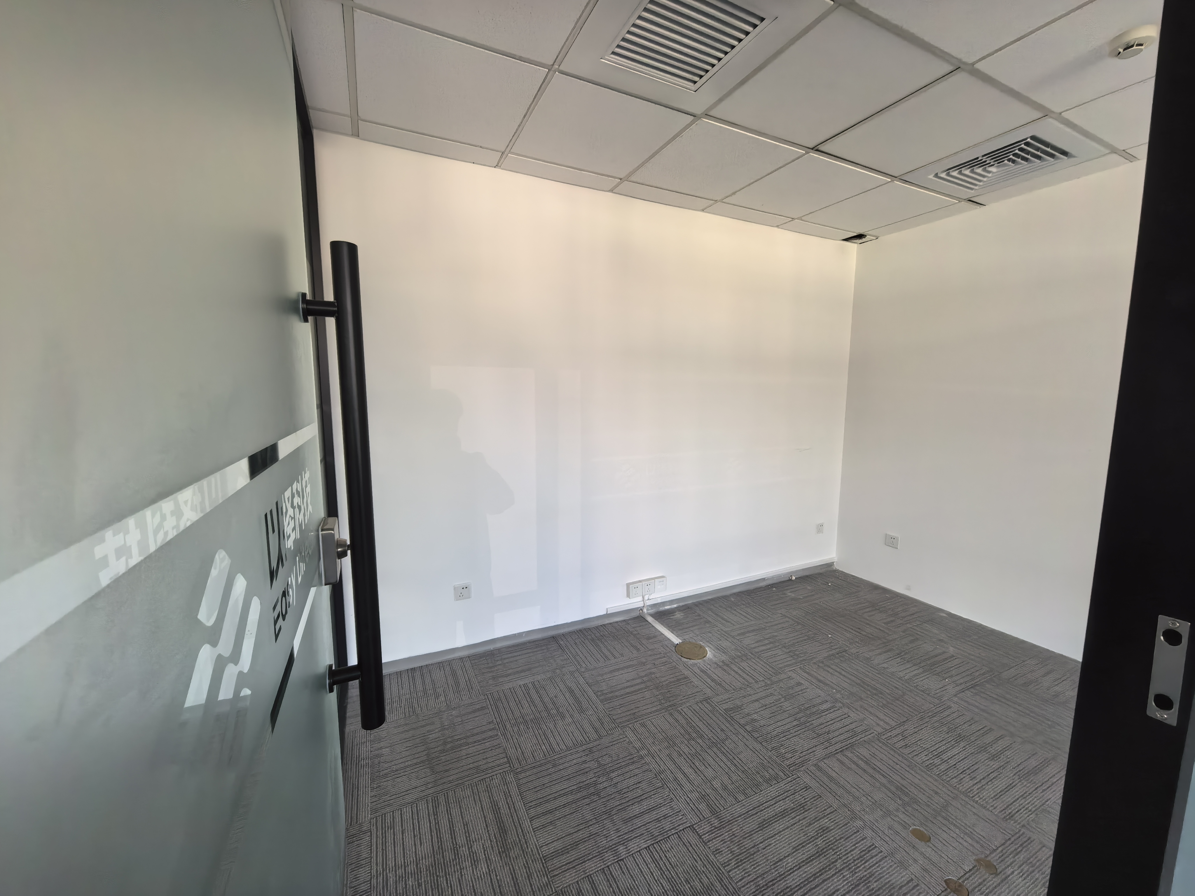 镇宁路兆丰世贸大厦118平米写字楼出租