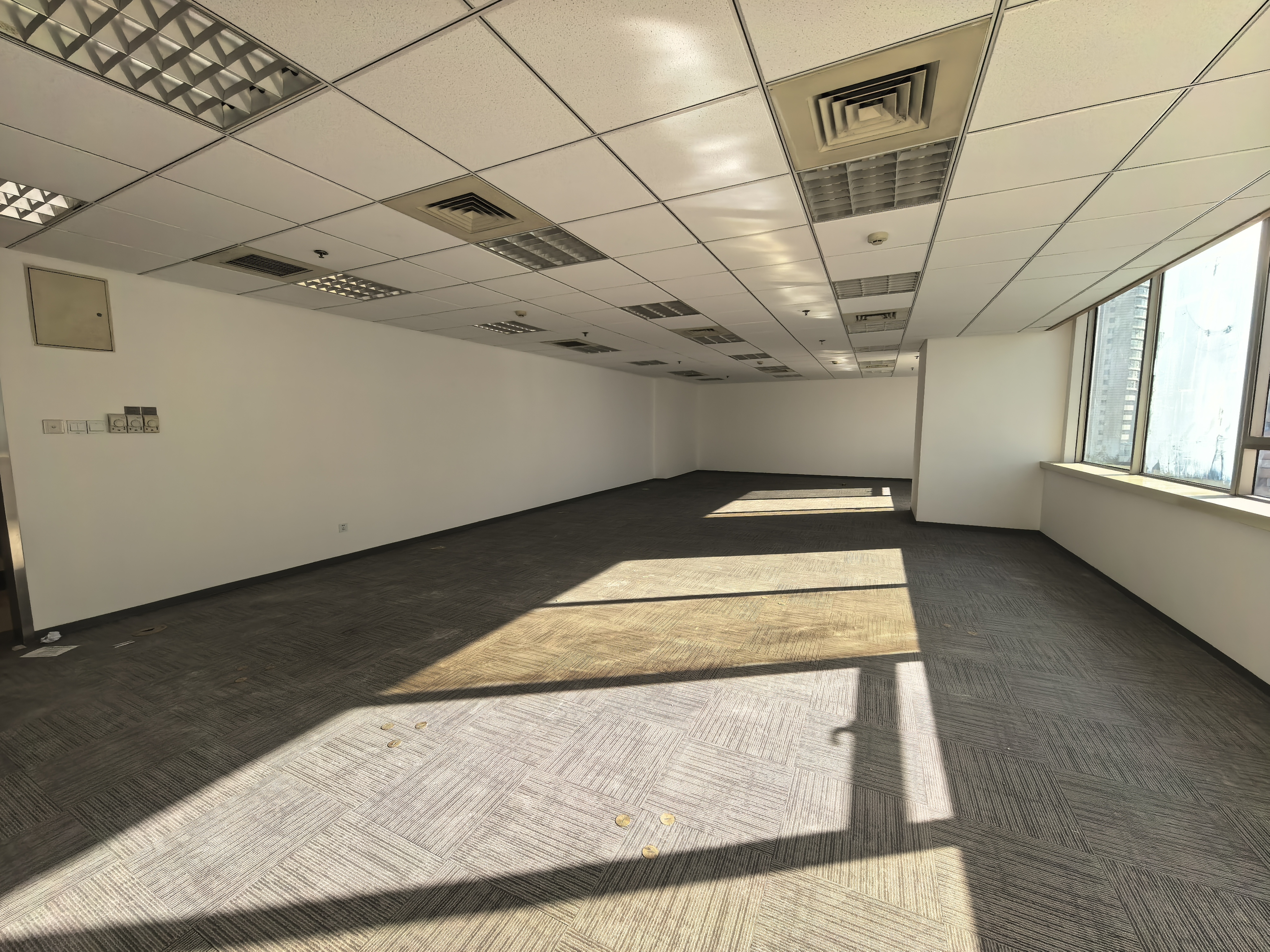 镇宁路兆丰世贸大厦133平米写字楼出租