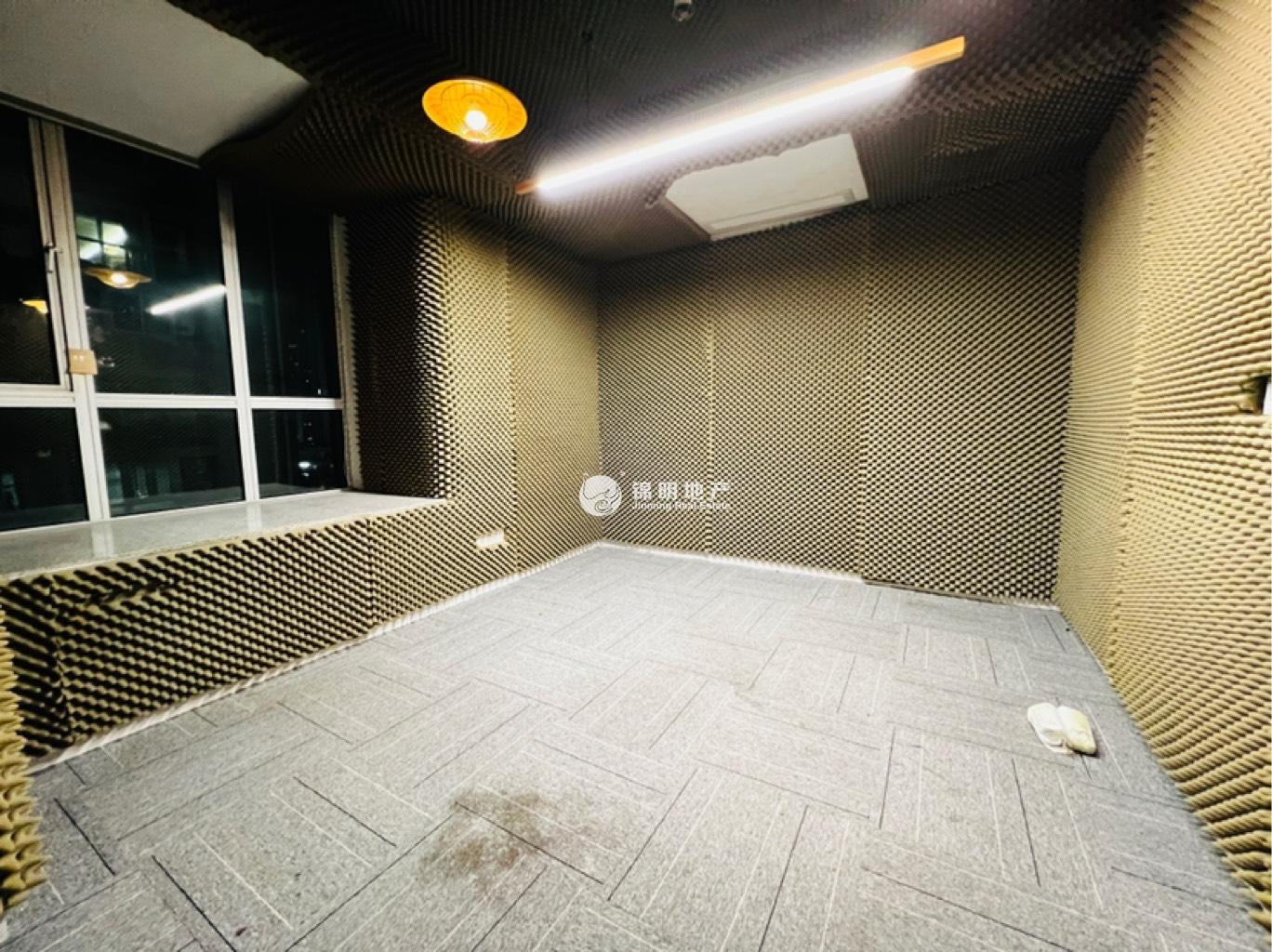 建国西路友谊时代大厦174平米写字楼出租