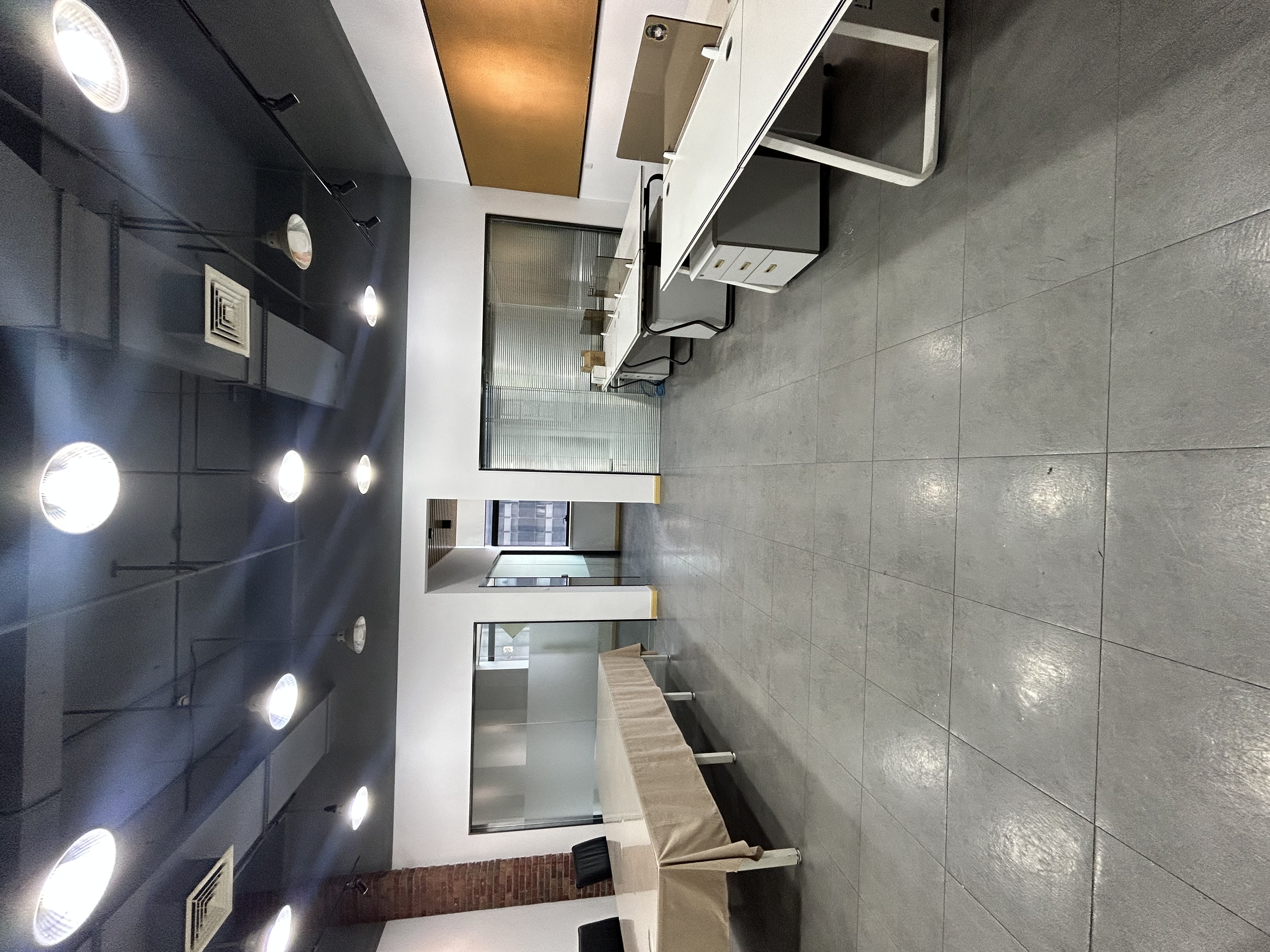 周家嘴路海上海177平米写字楼出租