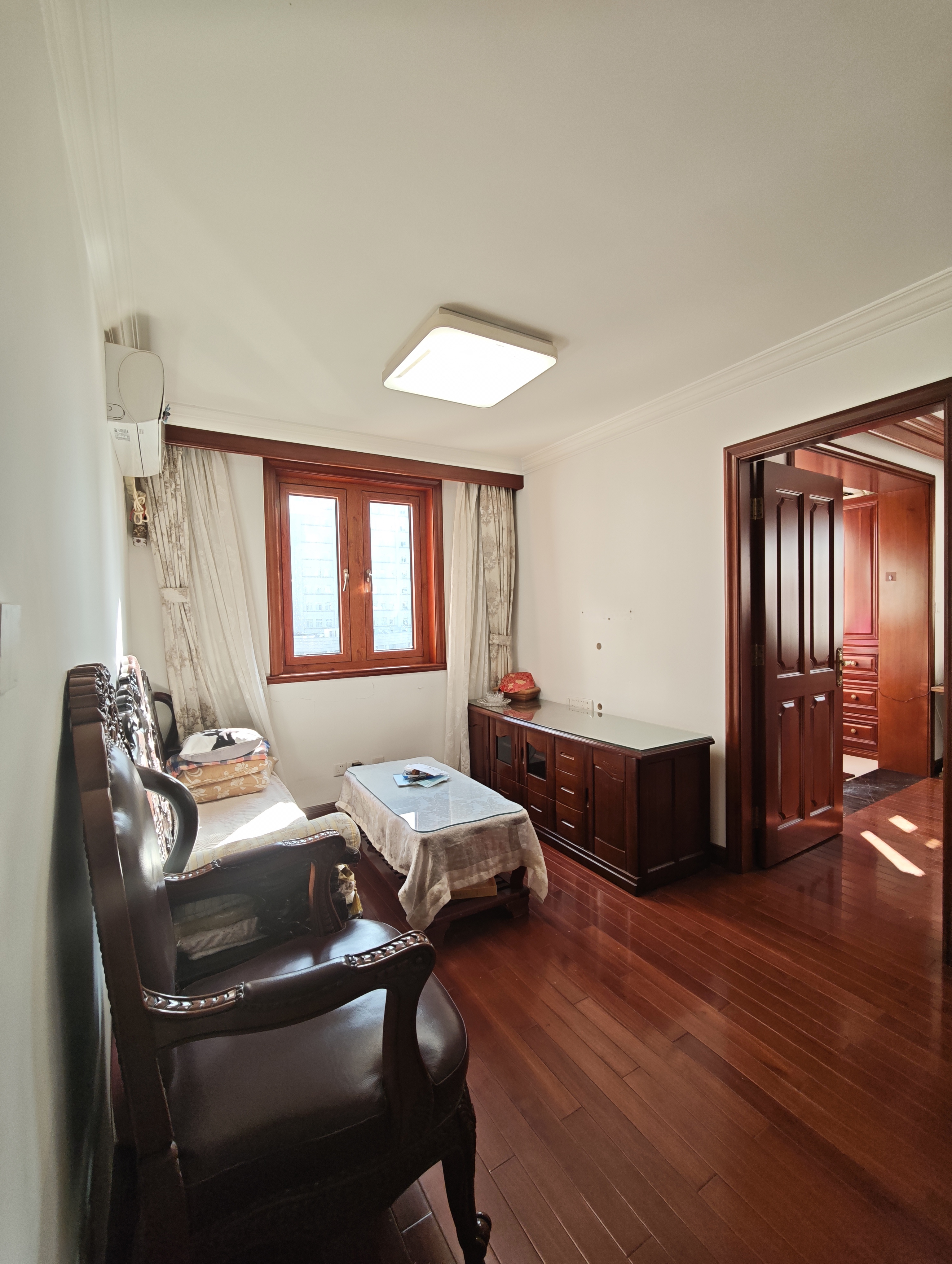 曲阳沪办大厦70平米写字楼出租