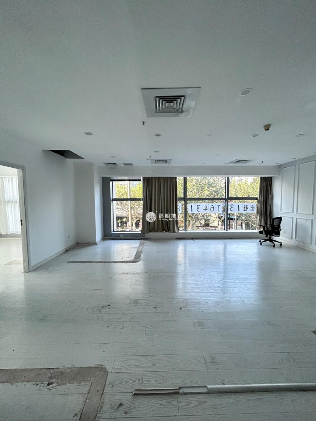 静安寺静安中华大厦108平米写字楼出租