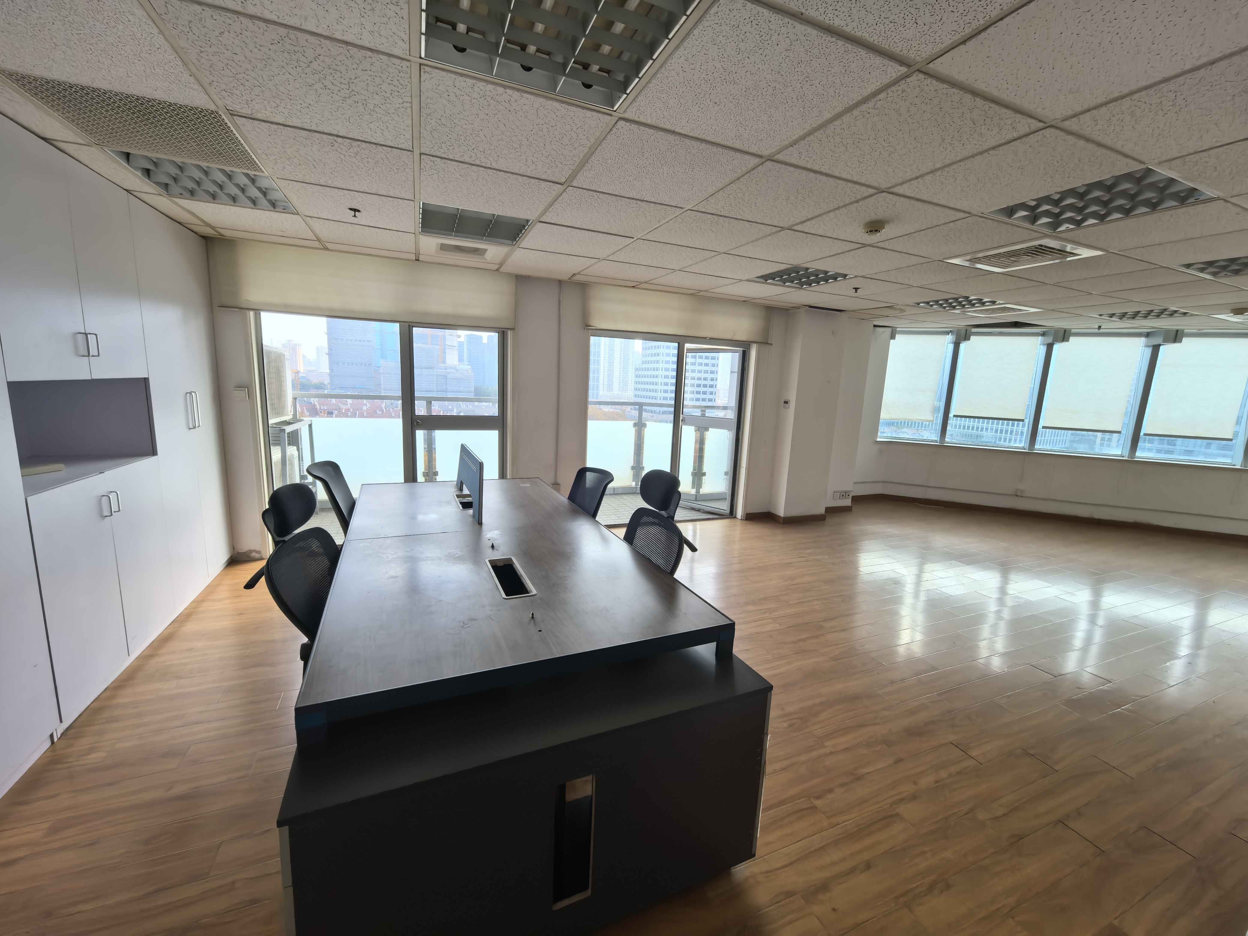 淮海中路淮海中华大厦100平米写字楼出租