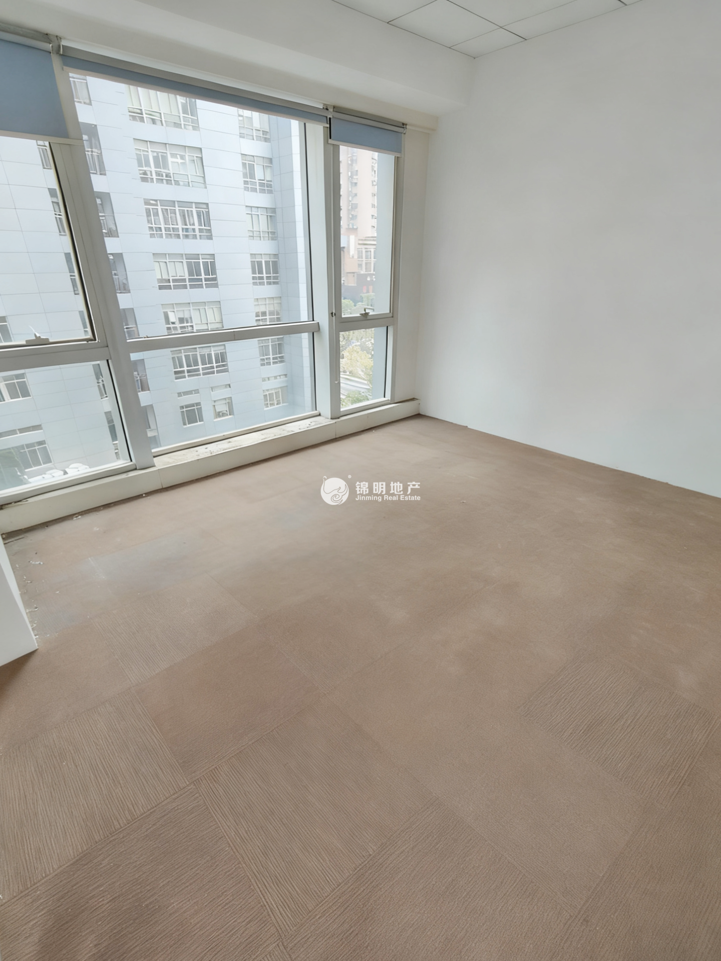 长寿路财富时代大厦45平米写字楼出租