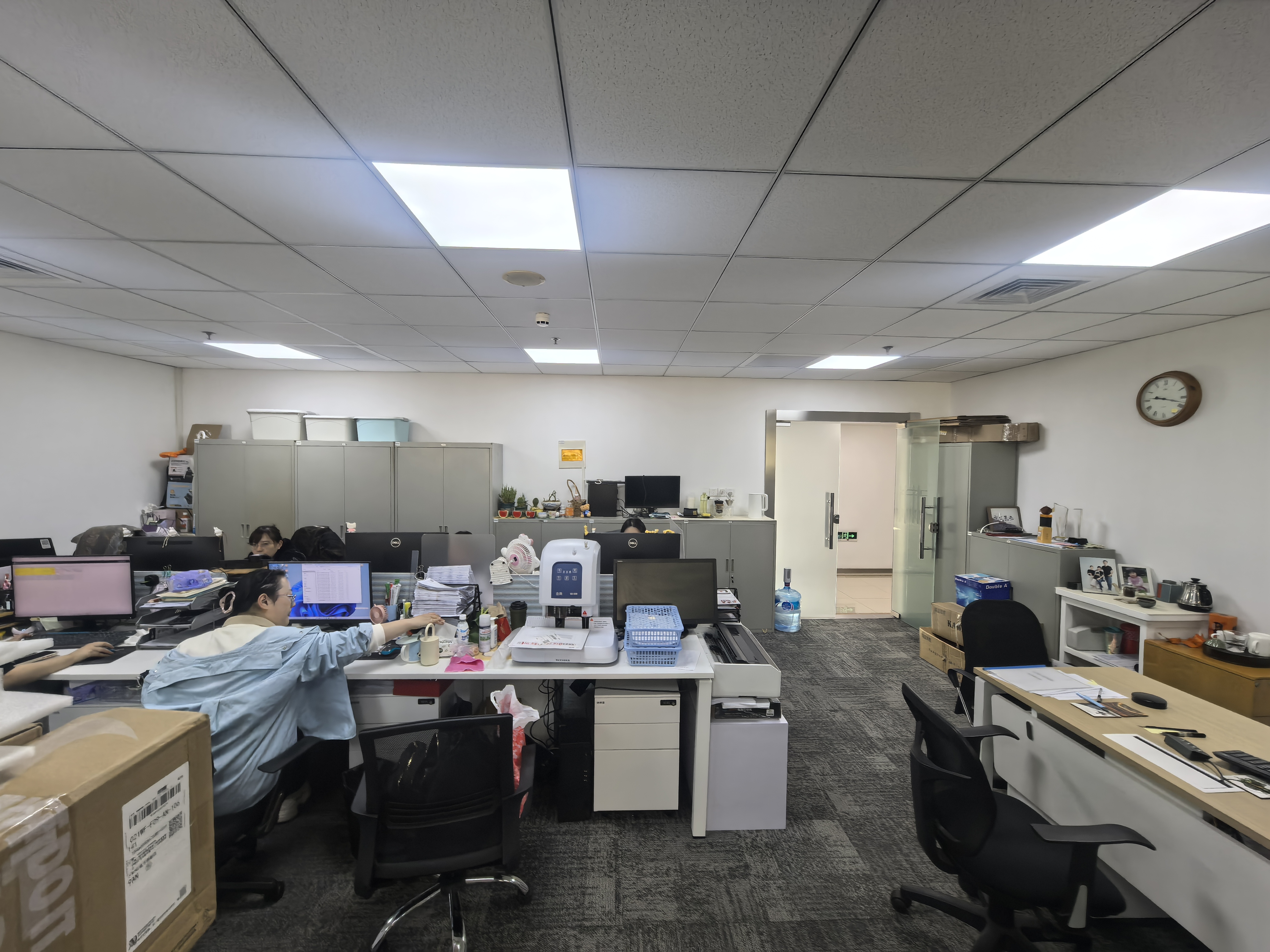 淮海中路永新大厦147平米写字楼出租