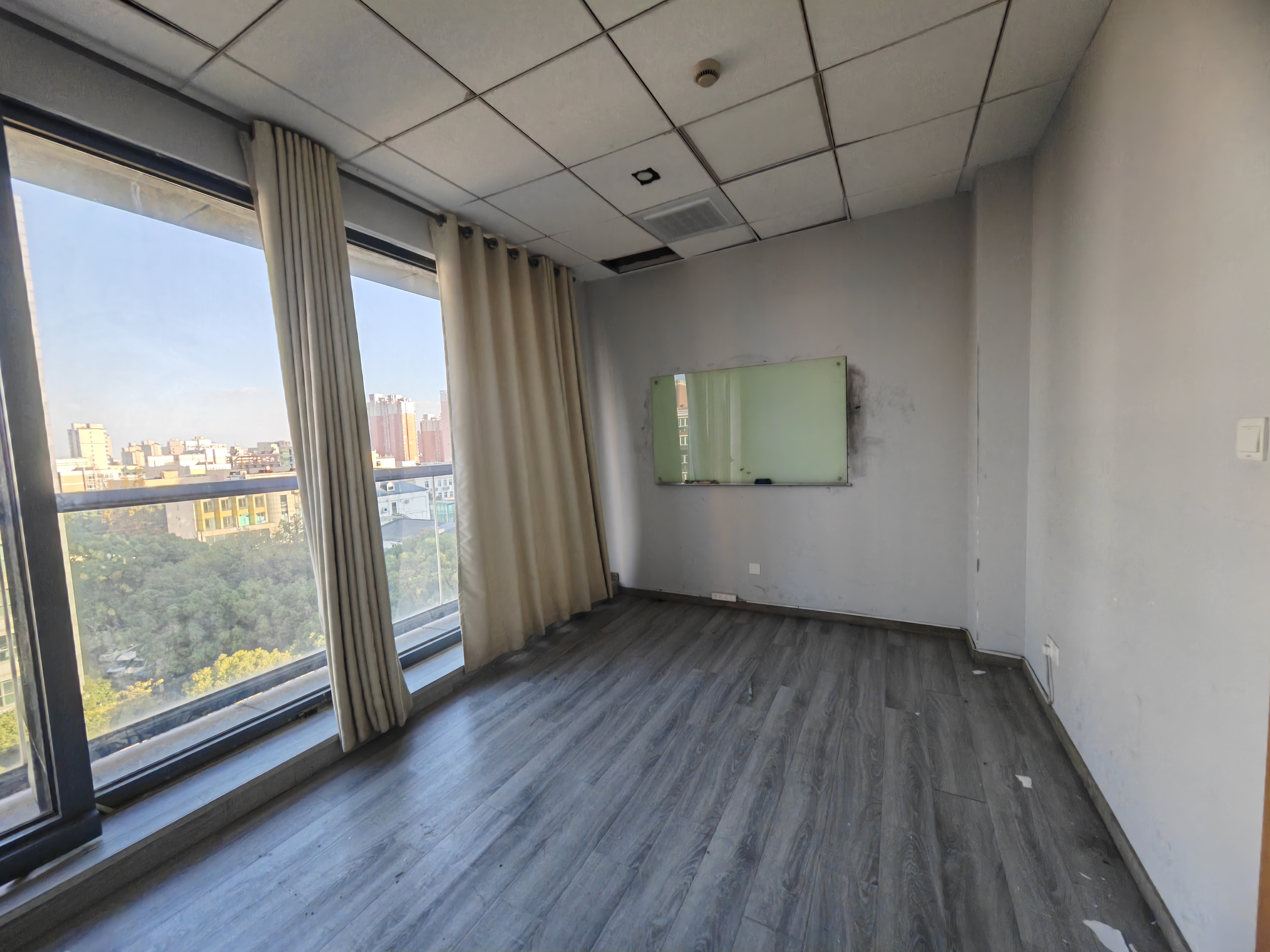 五角场五角丰达商务广场139平米写字楼出租