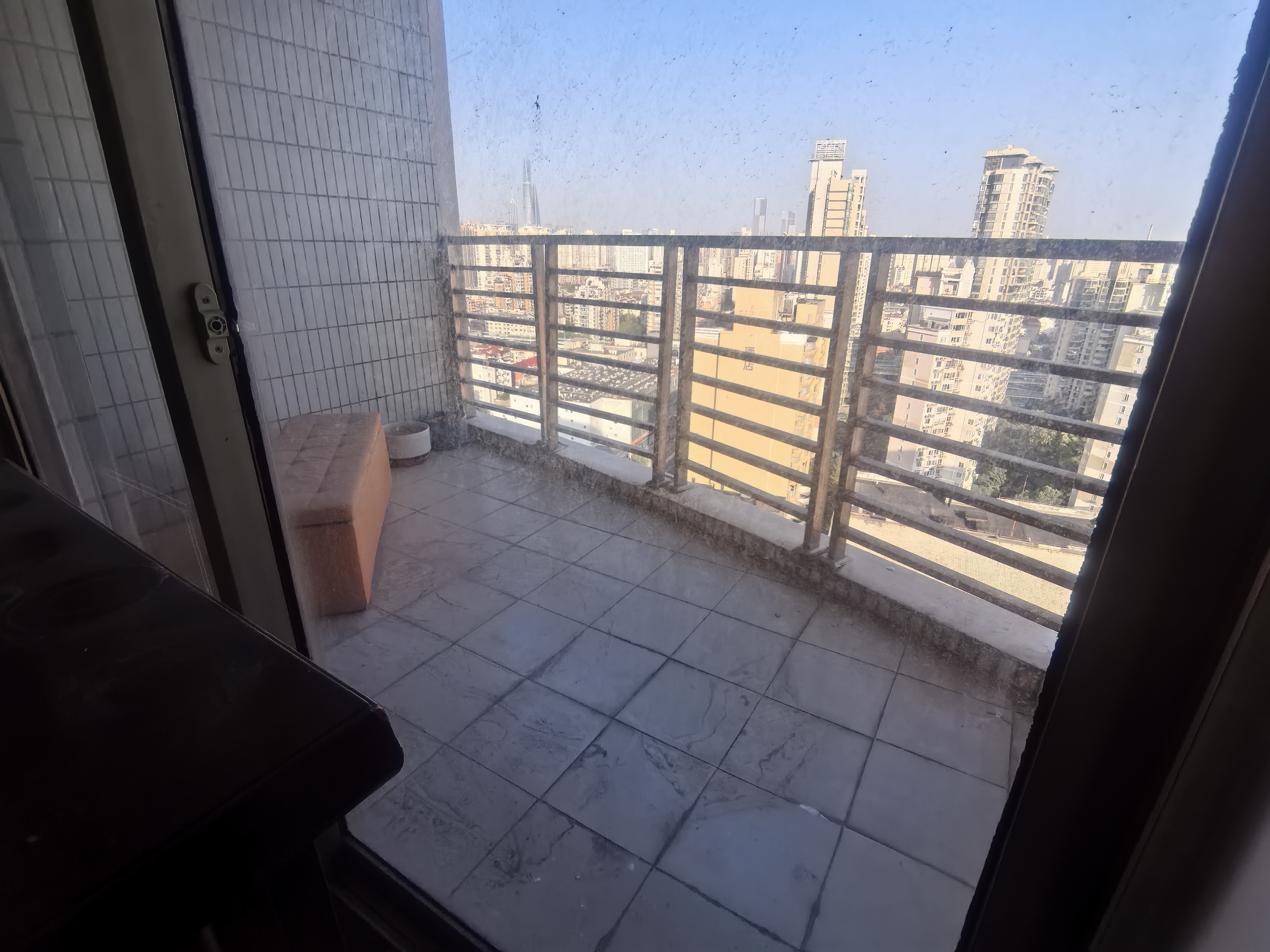 打浦桥致远大厦314平米写字楼出租