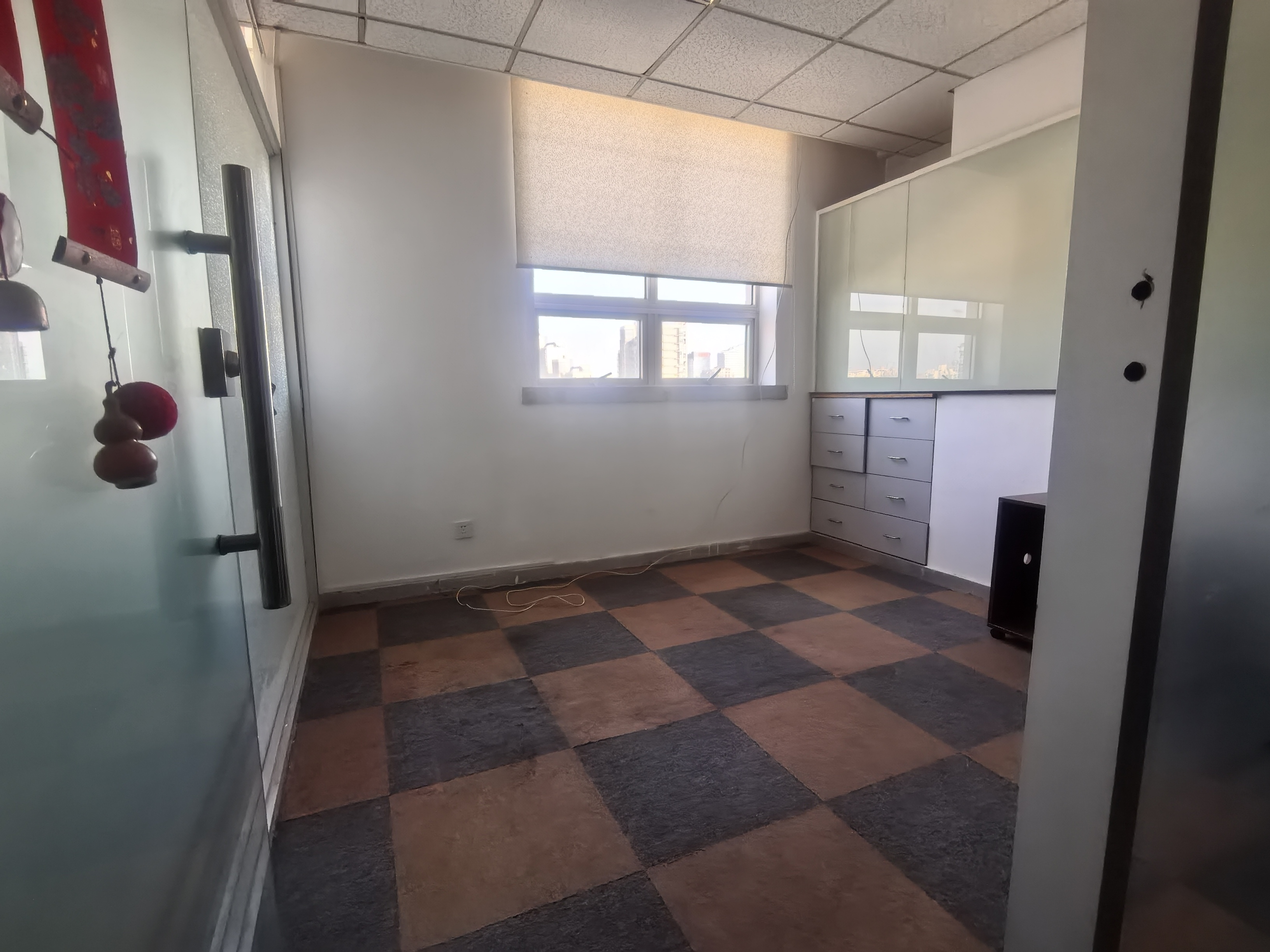 打浦桥致远大厦314平米写字楼出租