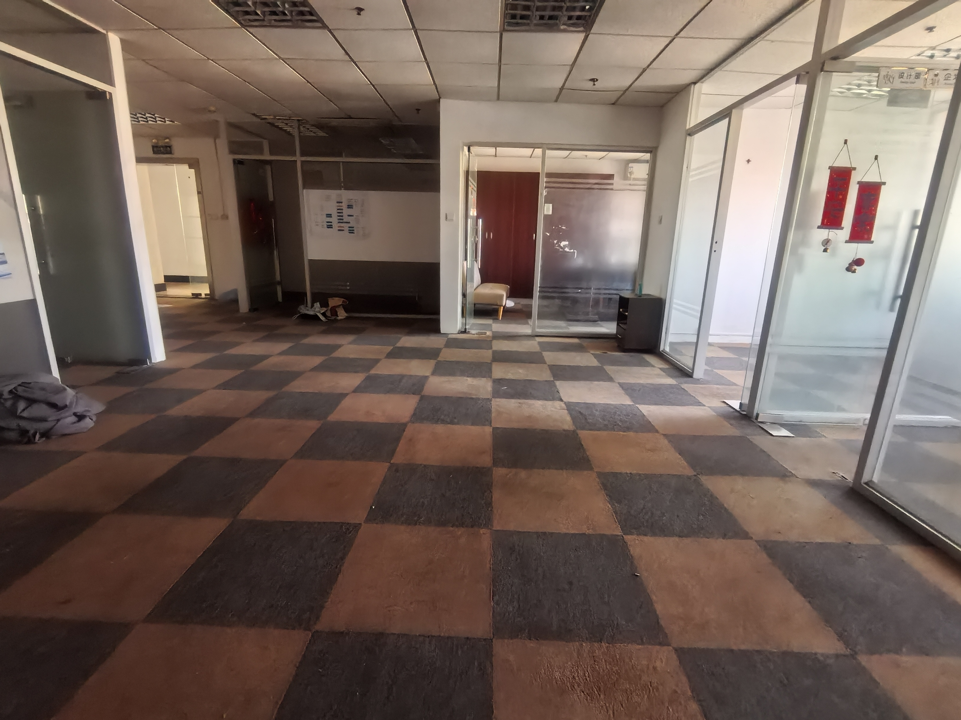 打浦桥致远大厦314平米写字楼出租