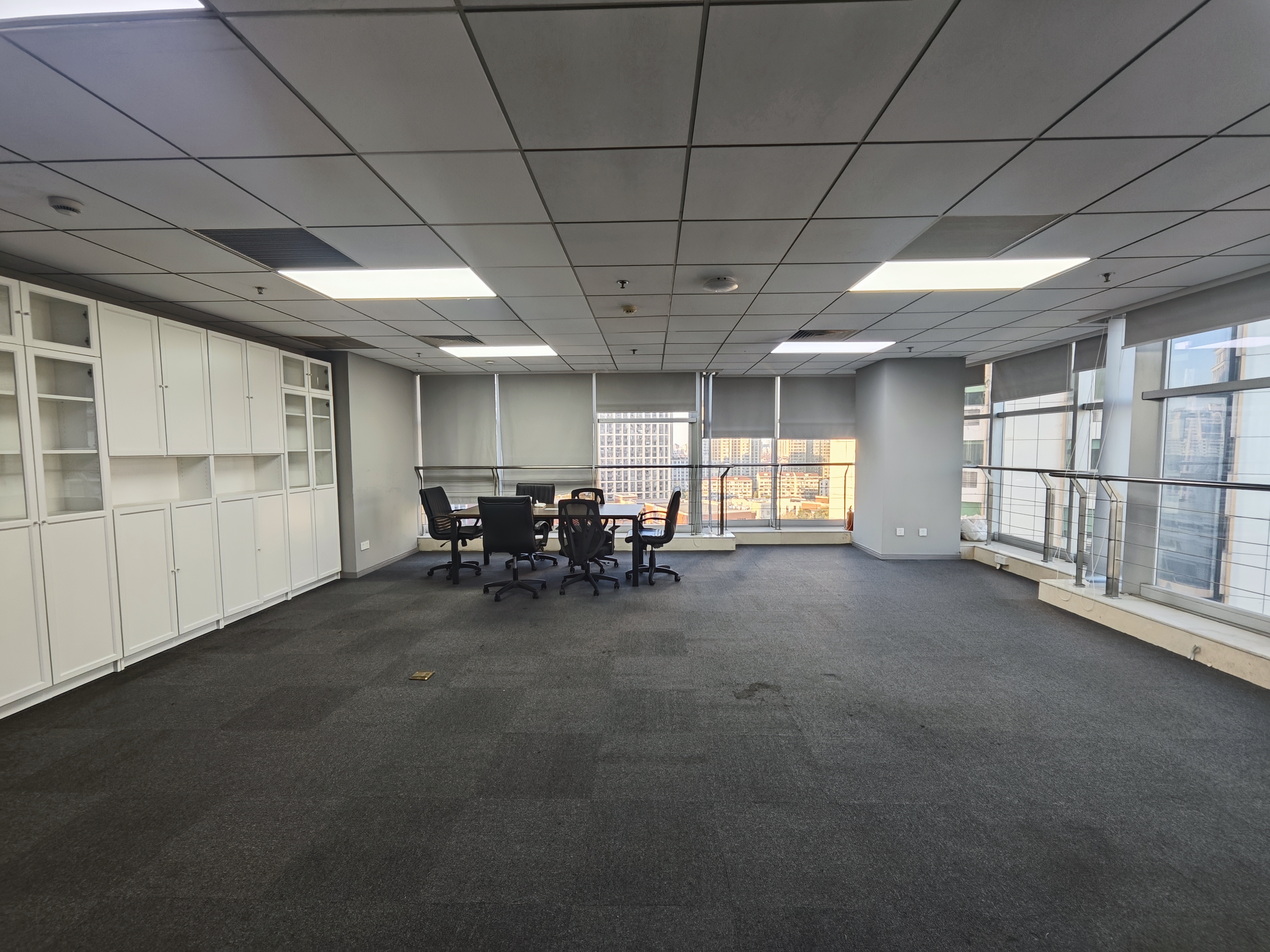 光新飞洲时代大厦96平米写字楼出租