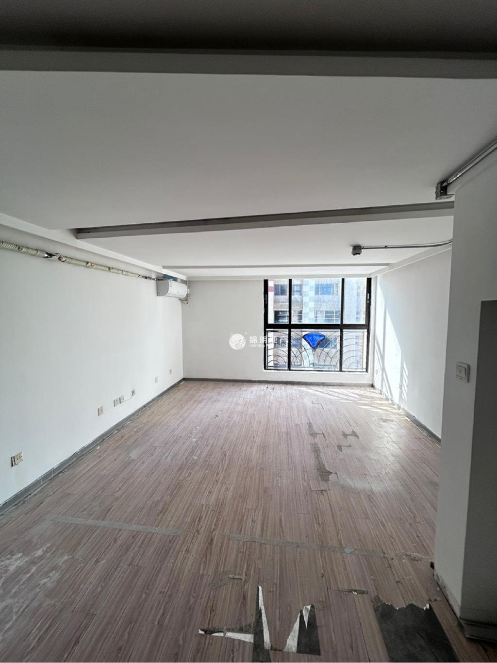 长寿路圣天地商务楼58平米写字楼出租