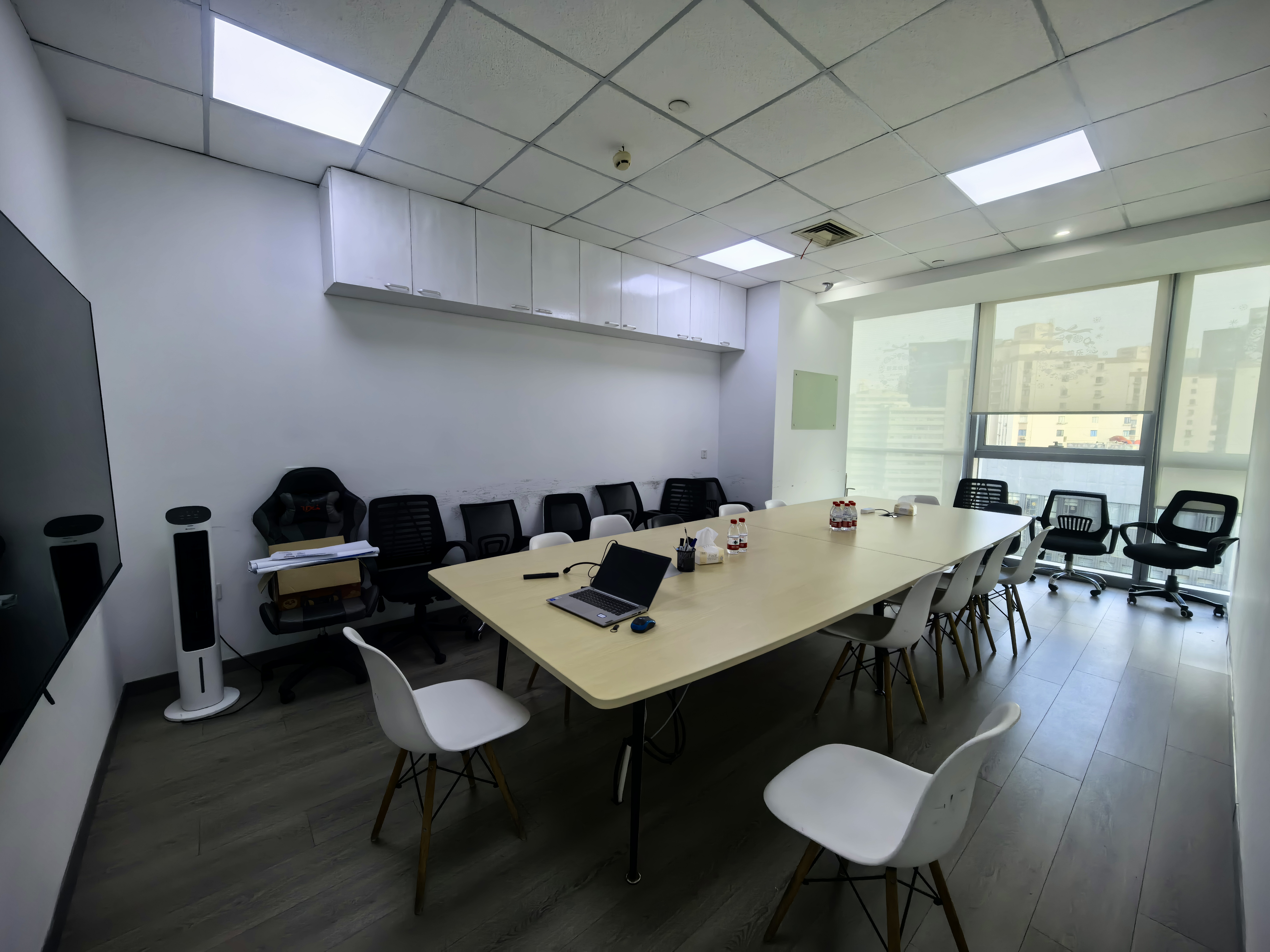 曹杨长城大厦113平米写字楼出租