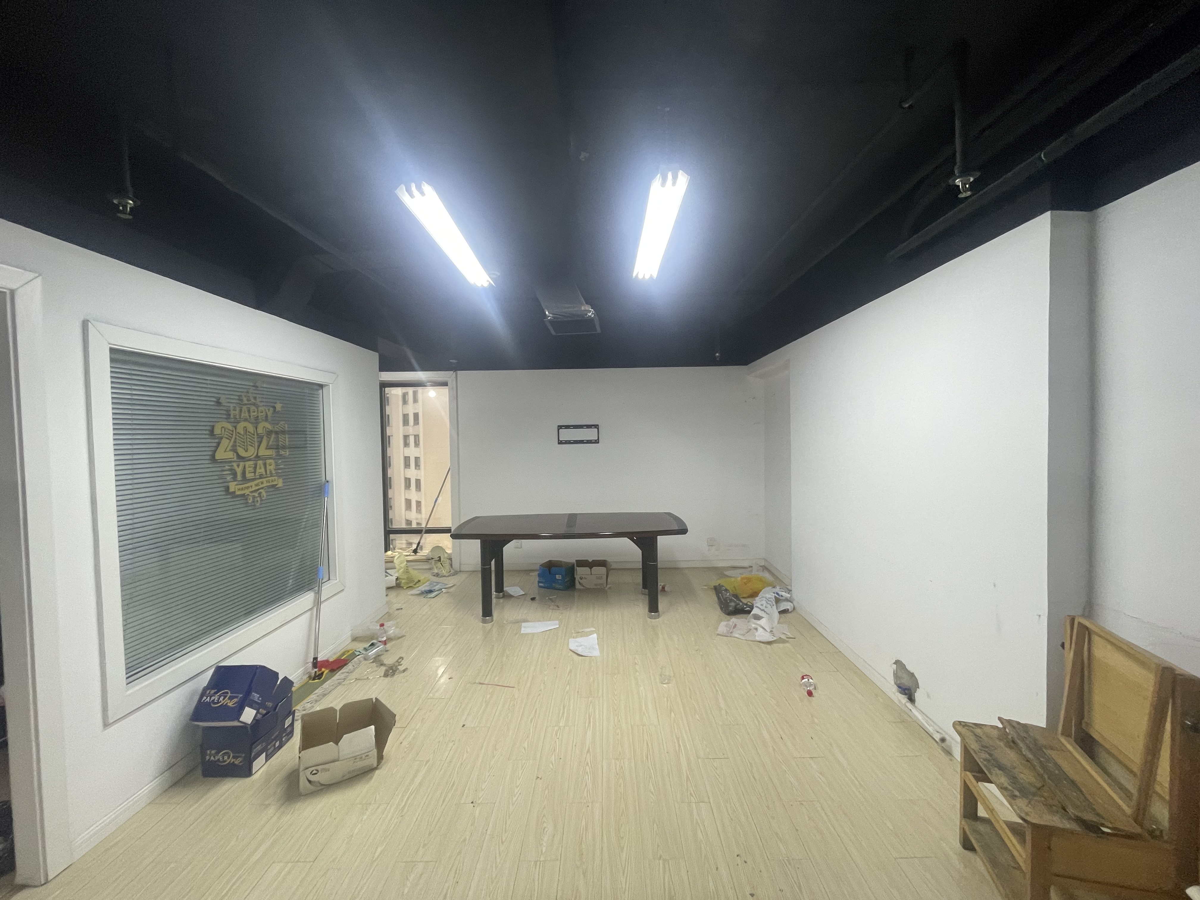 漕河泾光大会展中心140平米写字楼出租