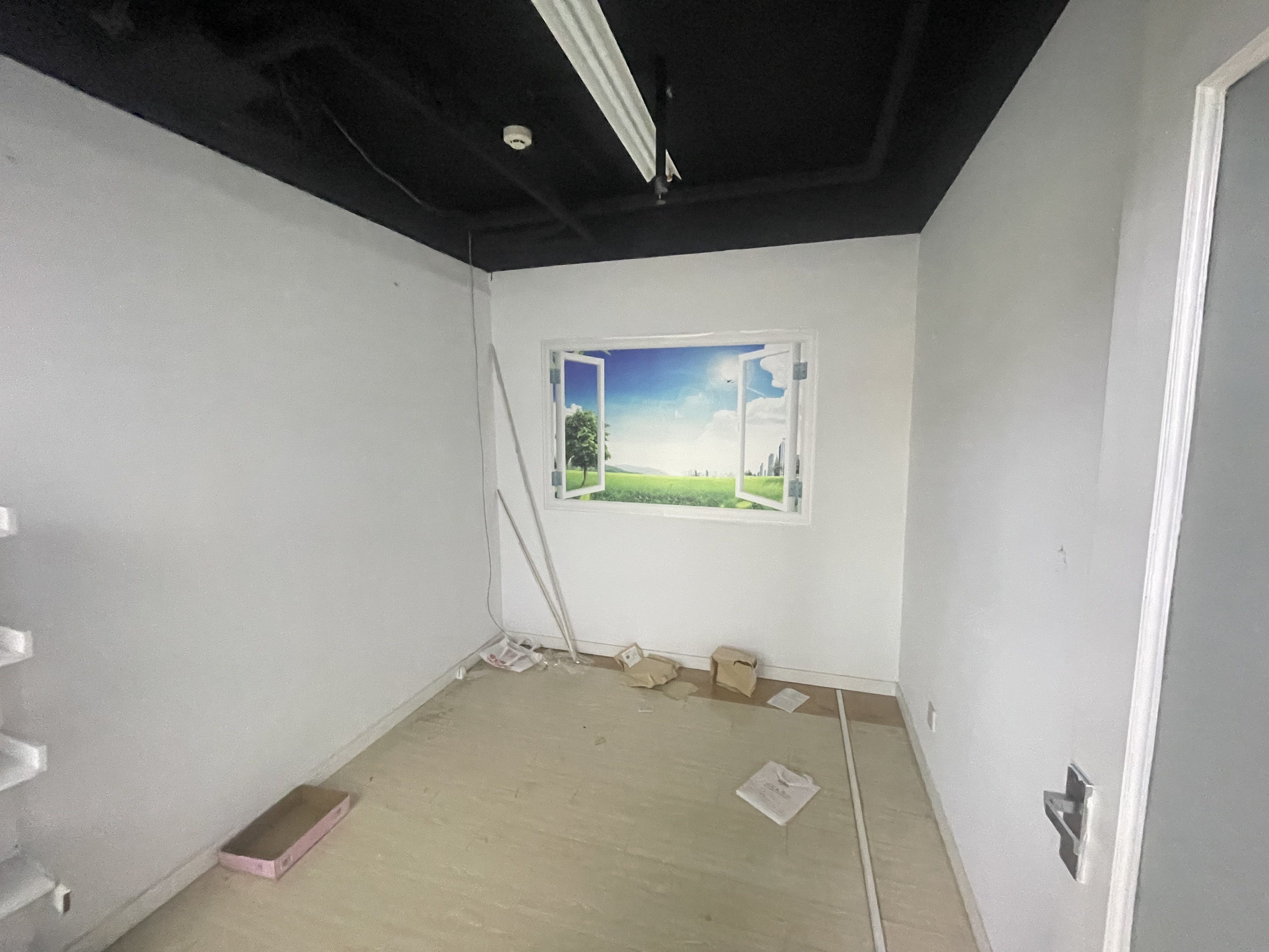 漕河泾光大会展中心140平米写字楼出租