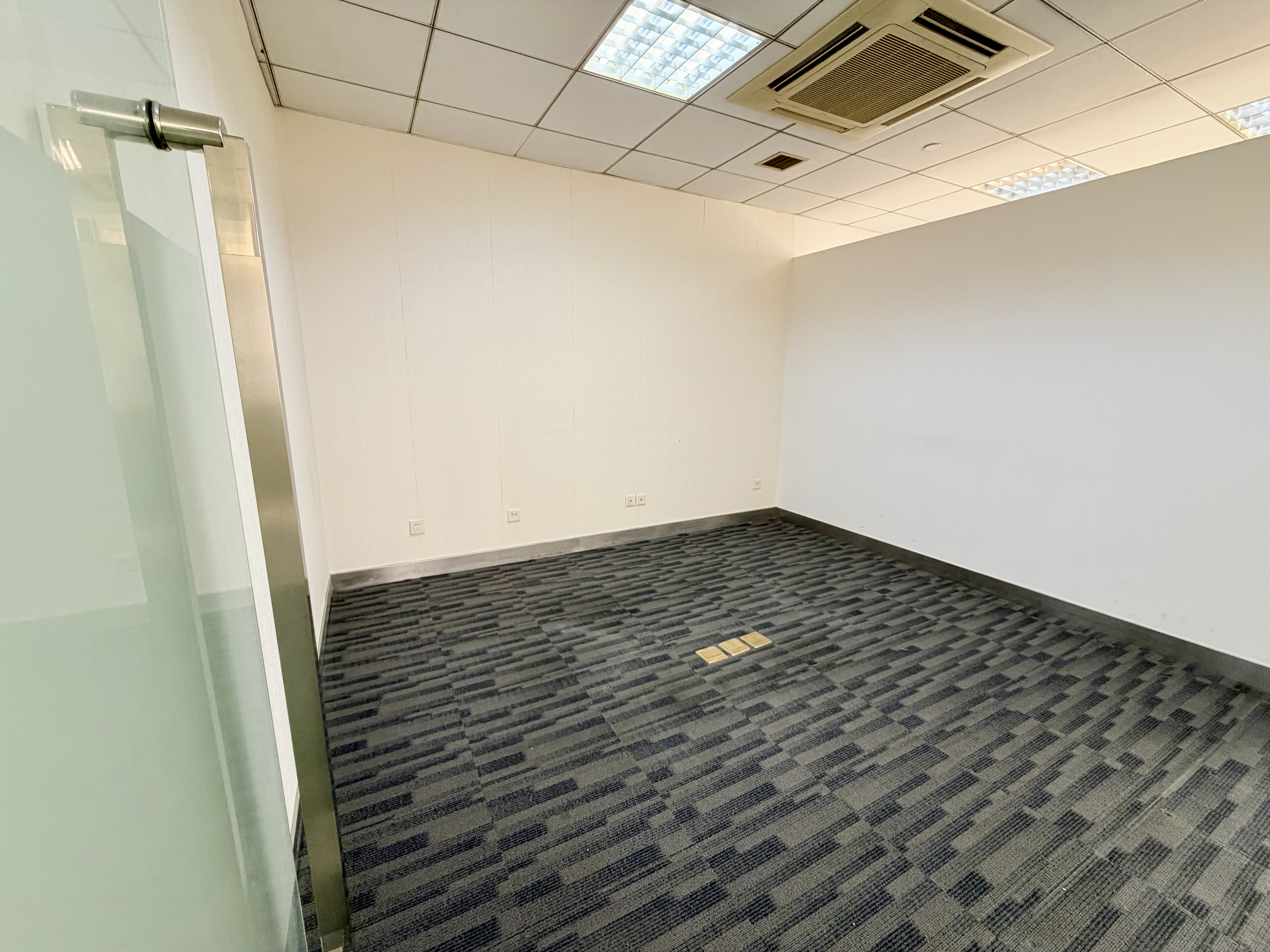 豫园金天地国际大厦134平米写字楼出租