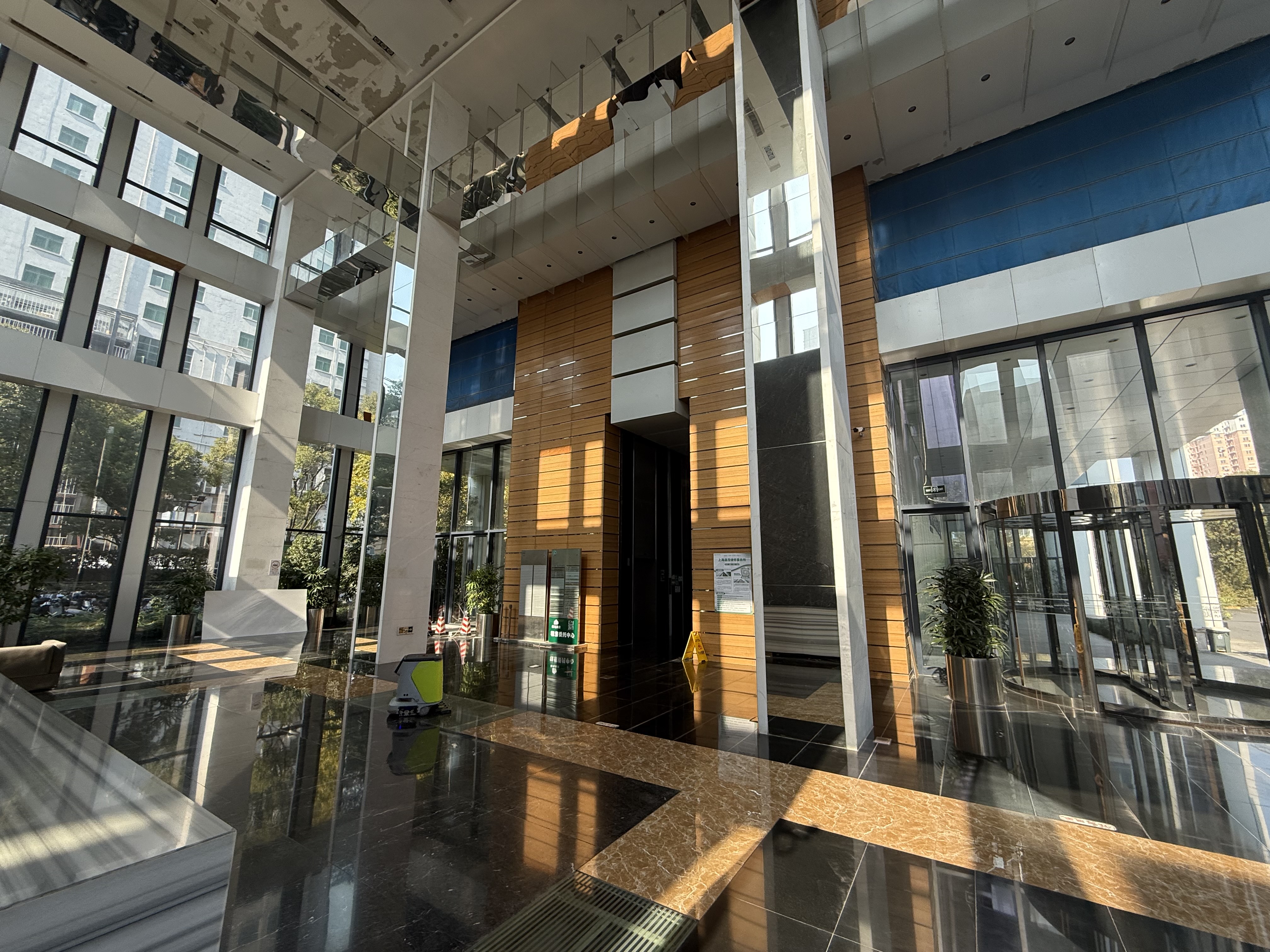 五角场绿地能源大厦190平米写字楼出租