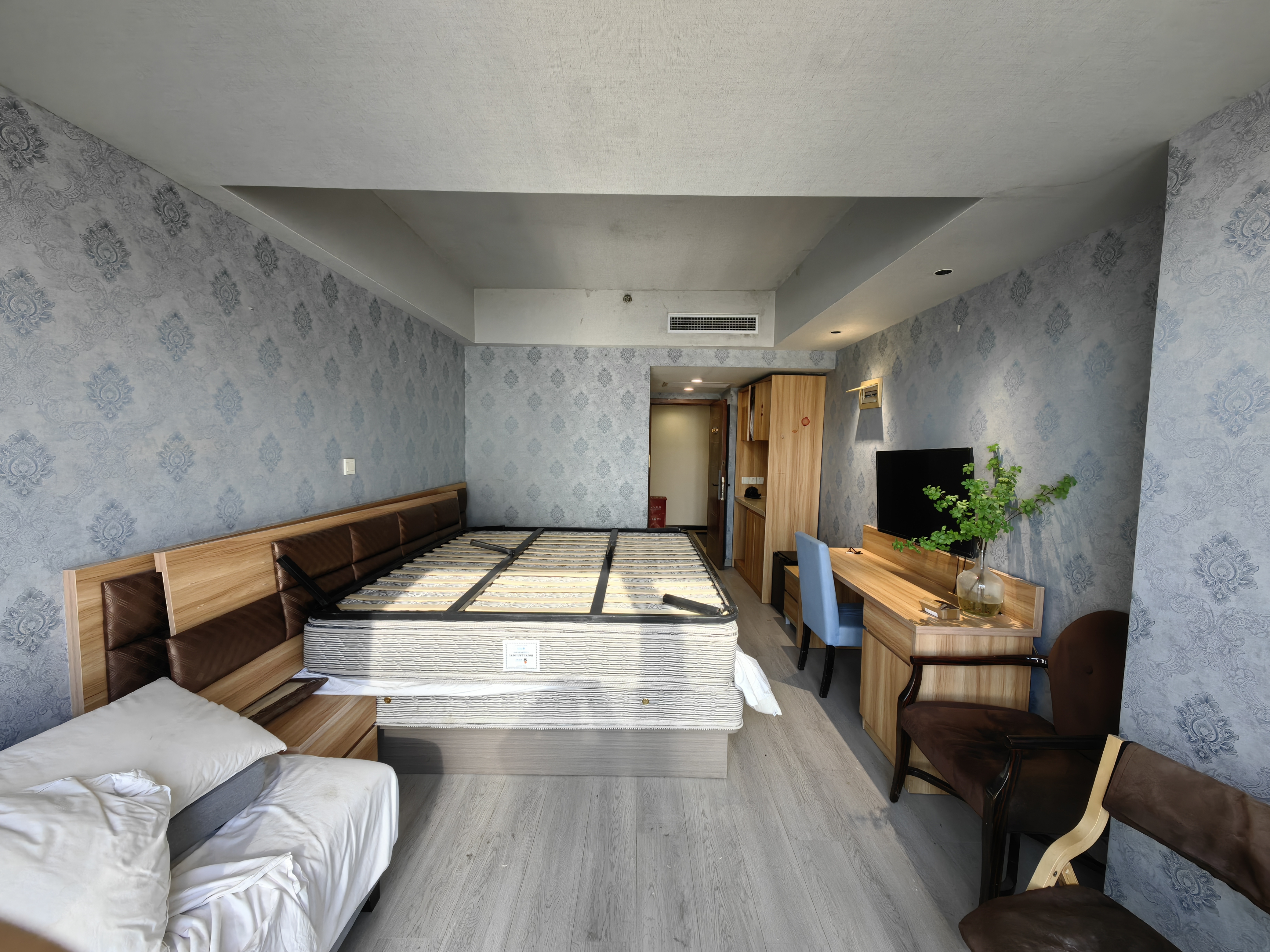 鲁迅公园嘉和国际大厦35平米写字楼出租