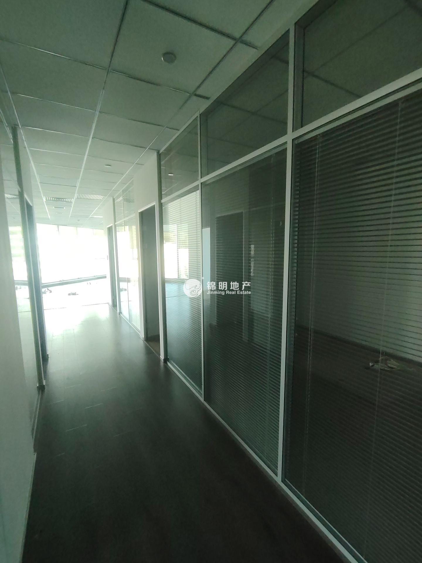 新华路首信银都国际广场423平米写字楼出租