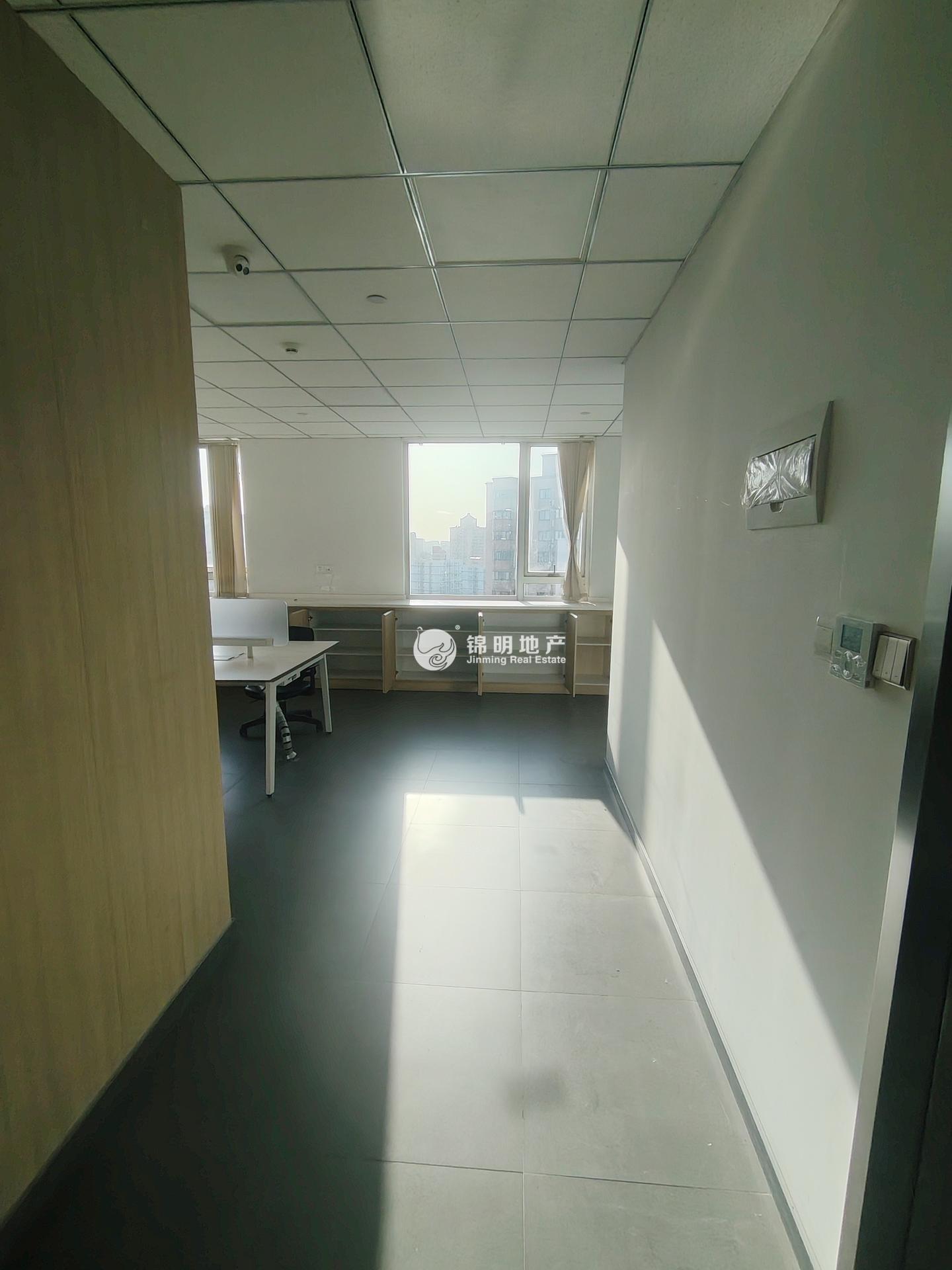 新华路首信银都国际广场82平米写字楼出租