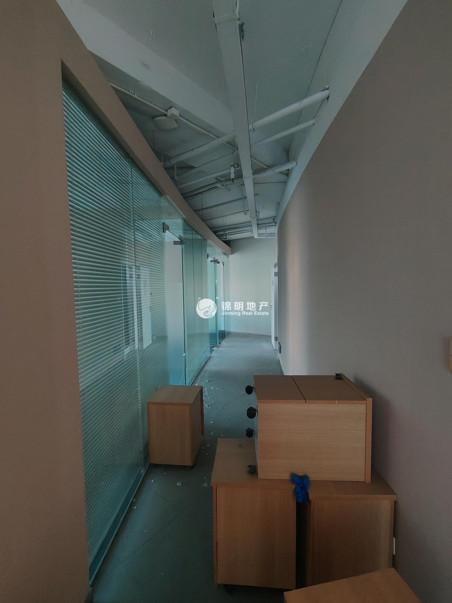 新华路首信银都国际广场422平米写字楼出租