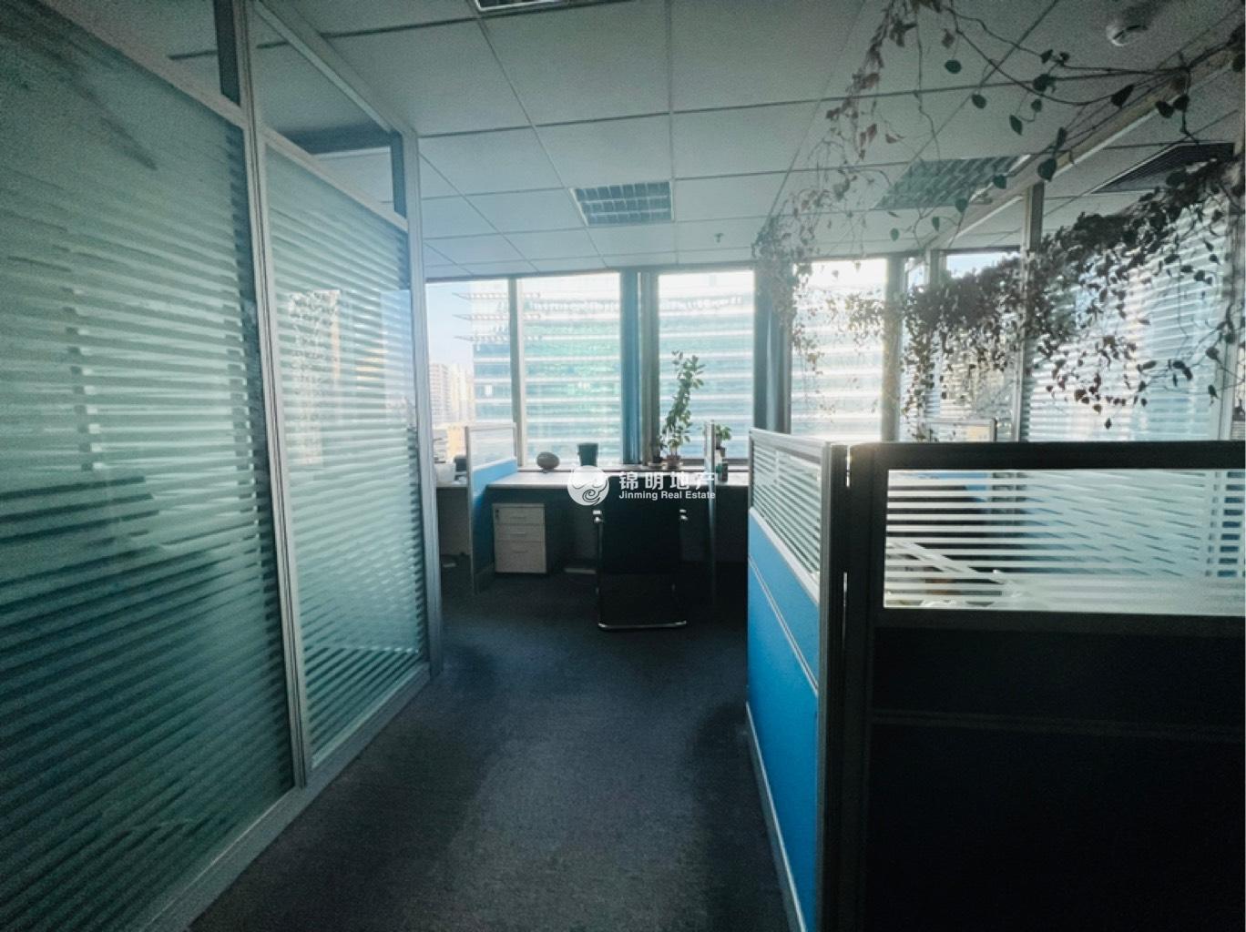 打浦桥金玉兰广场150平米写字楼出租