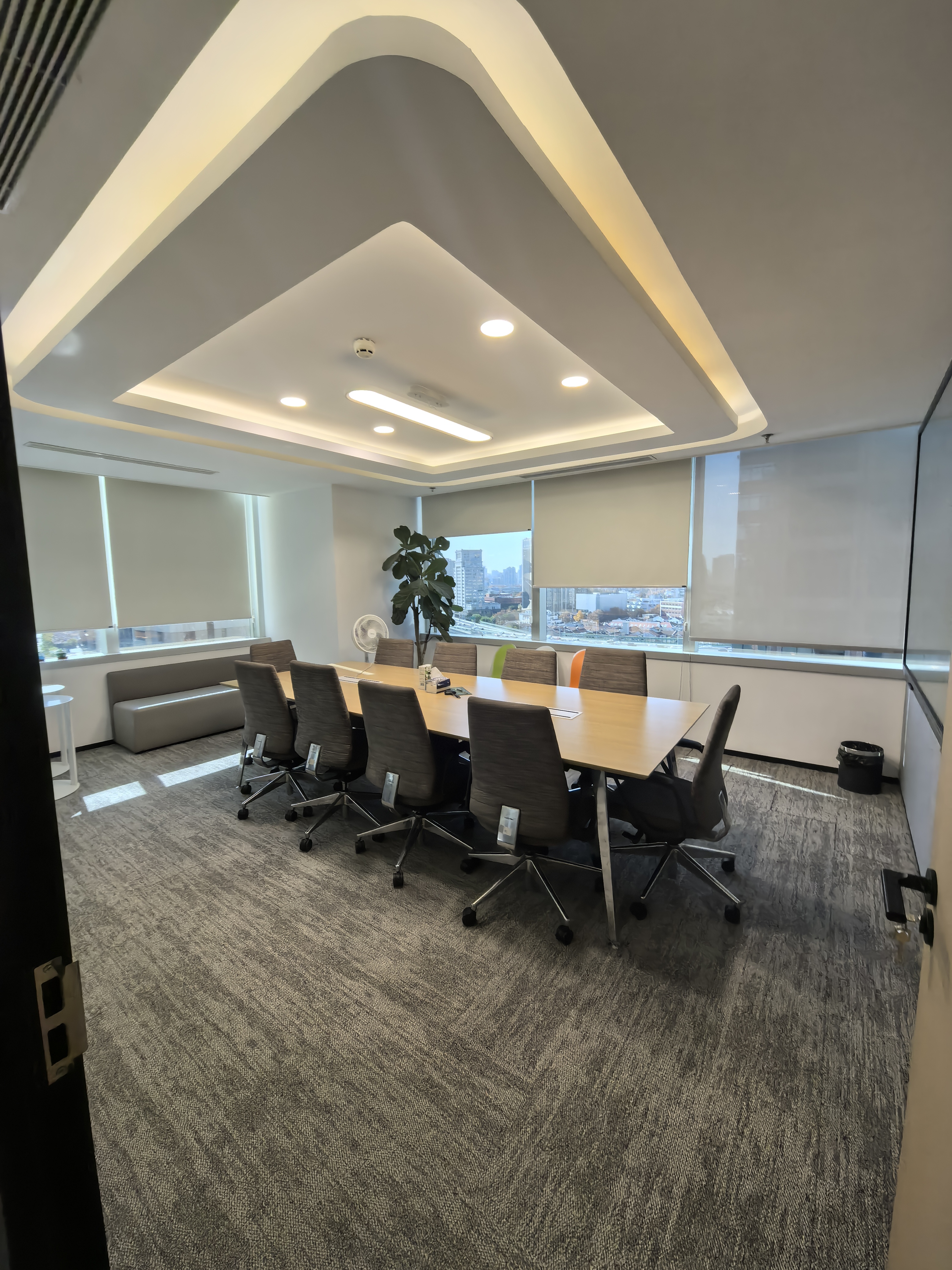 淮海中路瑞安广场375平米写字楼出租