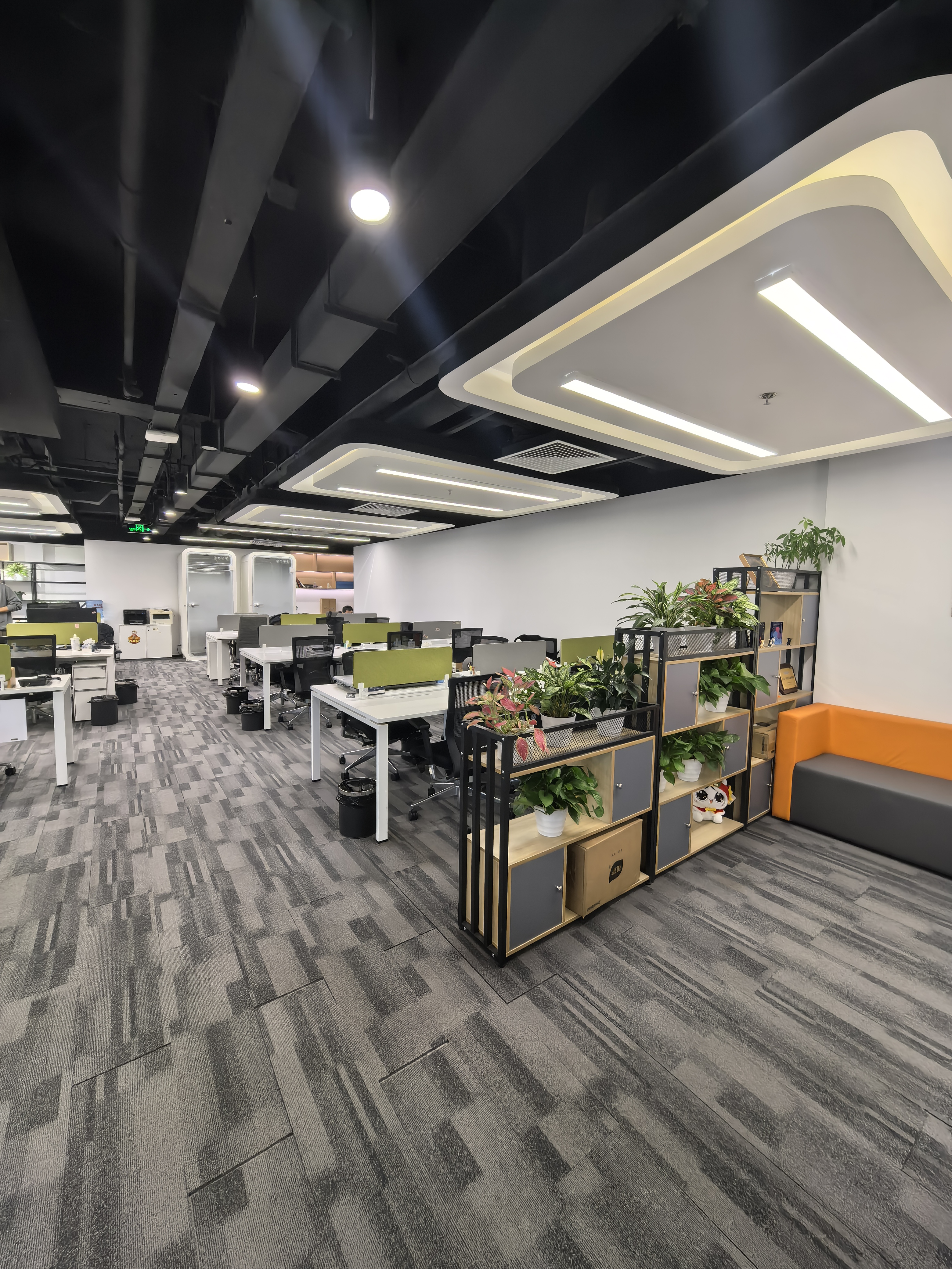 淮海中路瑞安广场375平米写字楼出租