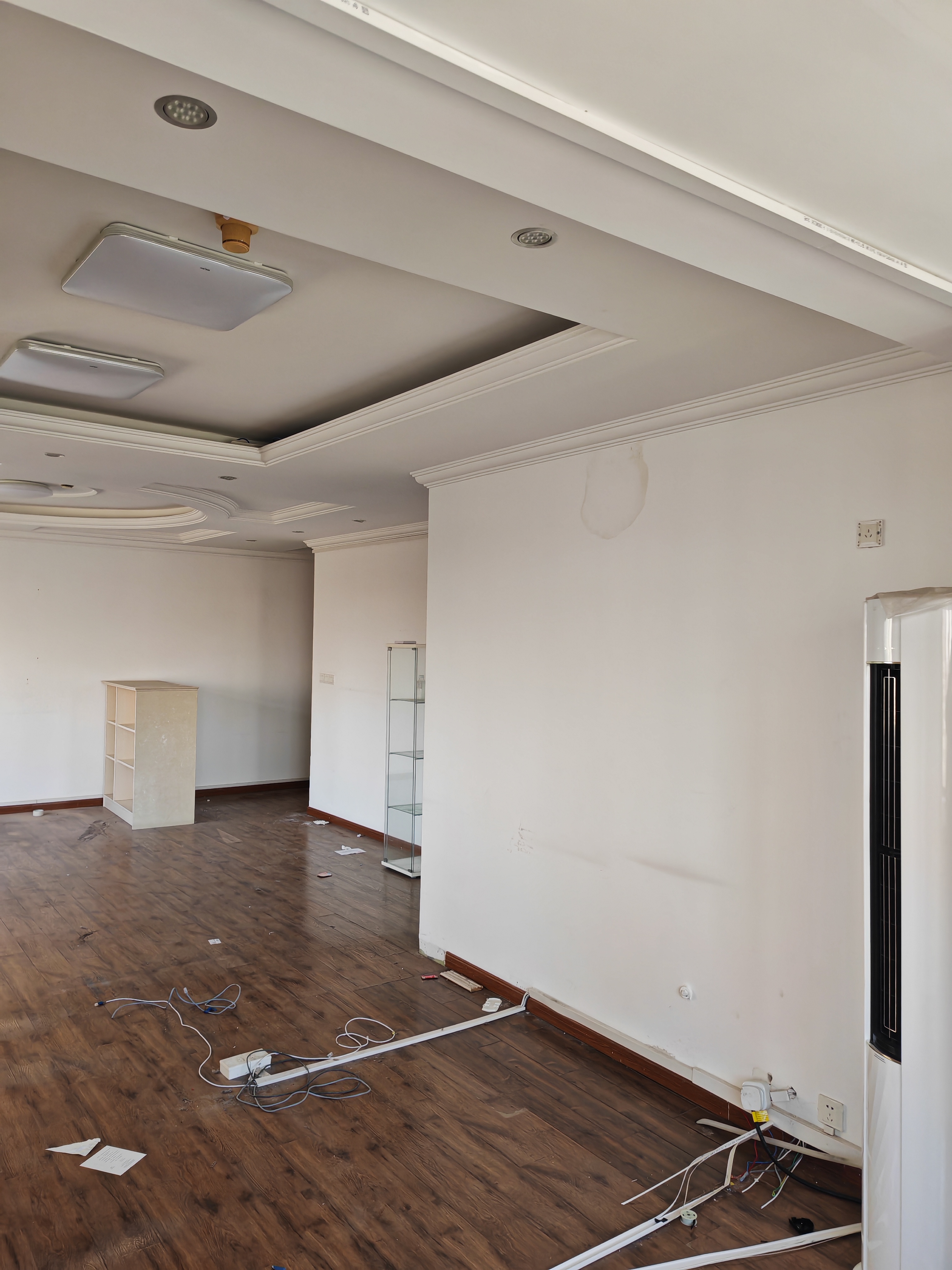 万体馆华富大厦106平米写字楼出租